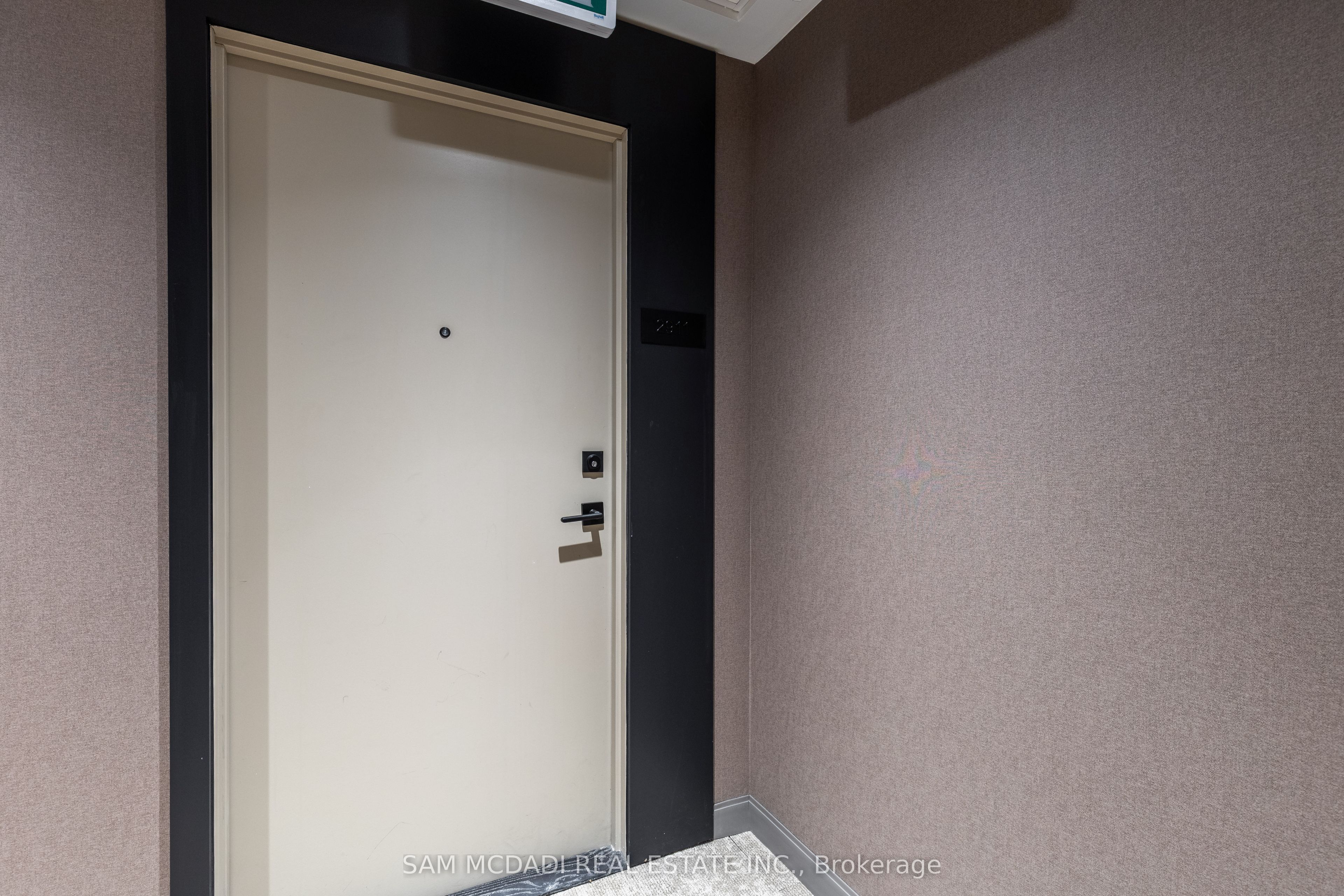 55 Mercer Street 2911, Toronto, ON M5V 3W2 photo 3