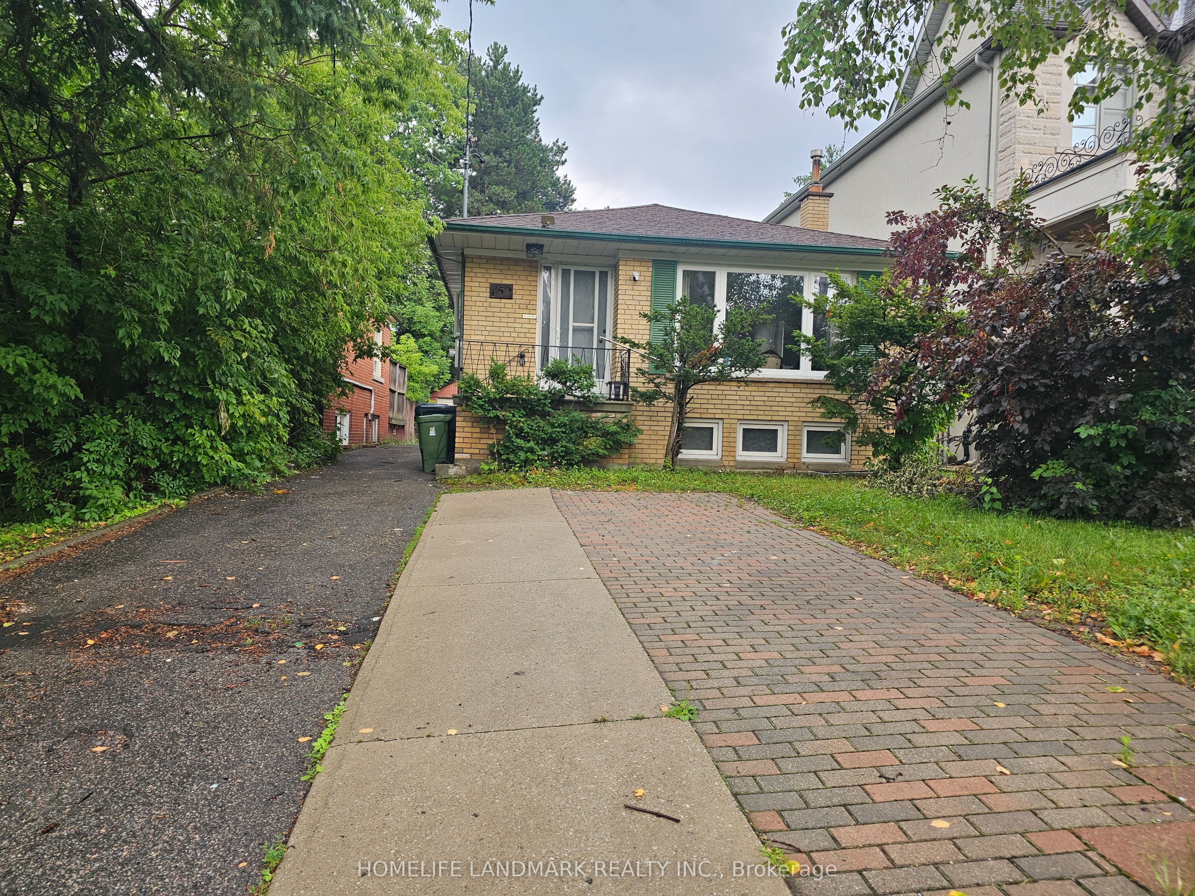 155 Churchill Avenue Basement, Toronto, ON M2N 1Z4