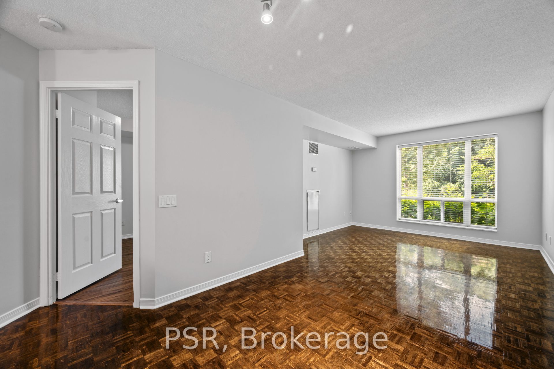 515 Rosewell Avenue 104, Toronto, ON M4R 2J3 photo 3
