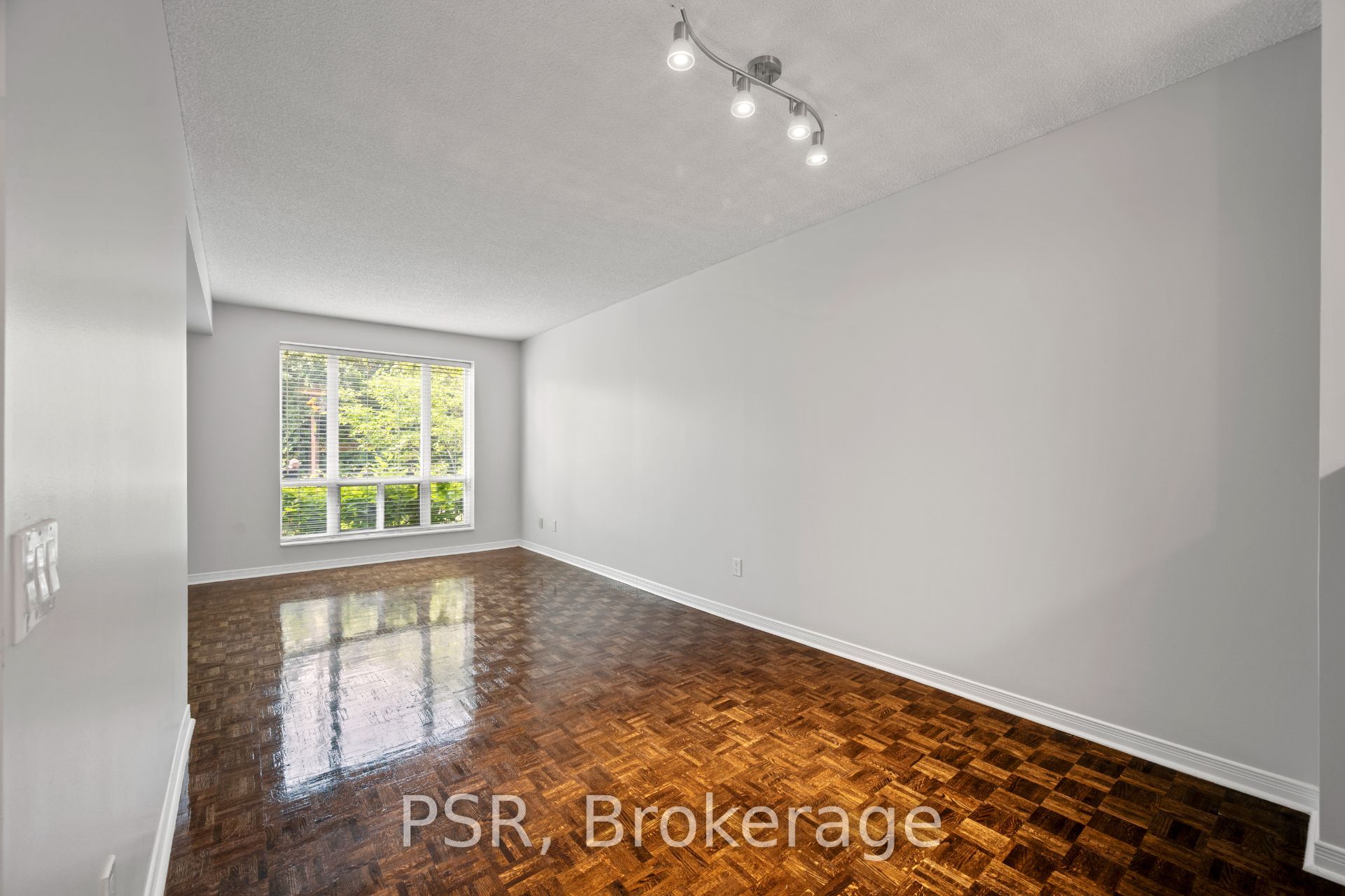 515 Rosewell Avenue 104, Toronto, ON M4R 2J3 photo 4
