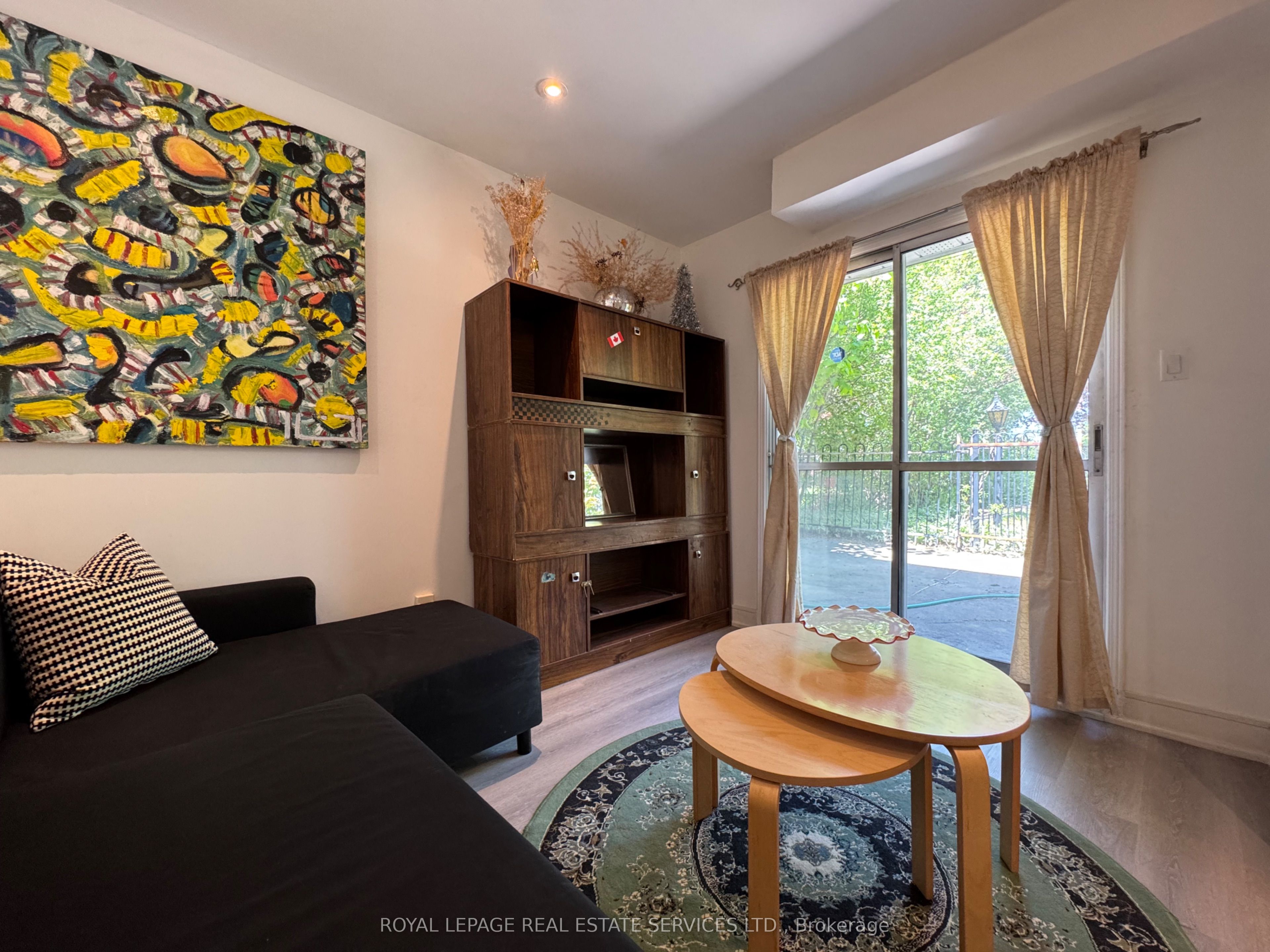 134 Angus Drive, Toronto, ON M2J 2X1