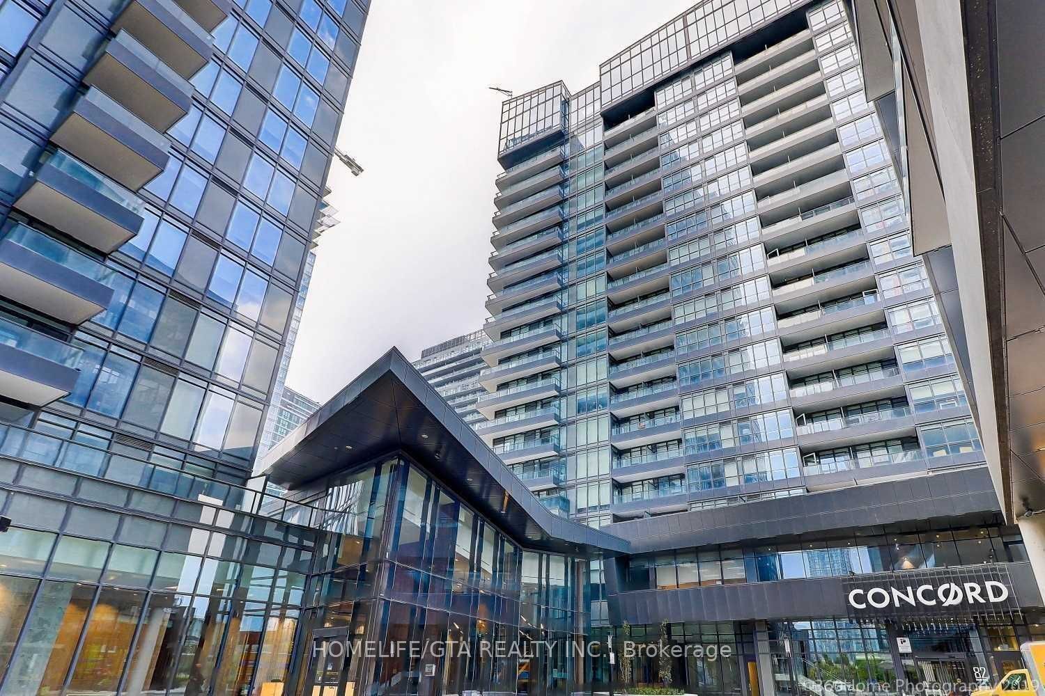 80 Queens Wharf Road 2105, Toronto, ON M5V 0J3