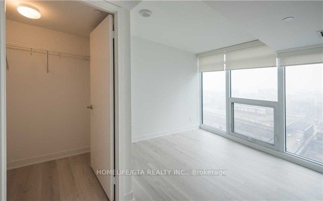 80 Queens Wharf Road 2105, Toronto, ON M5V 0J3 photo 5