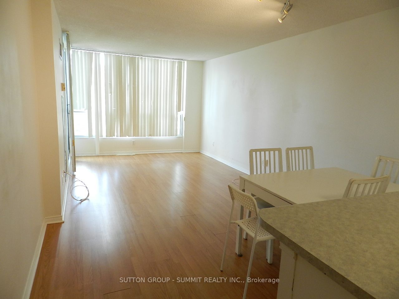 750 Bay Street 1905, Toronto, ON M5G 1N6 photo 3
