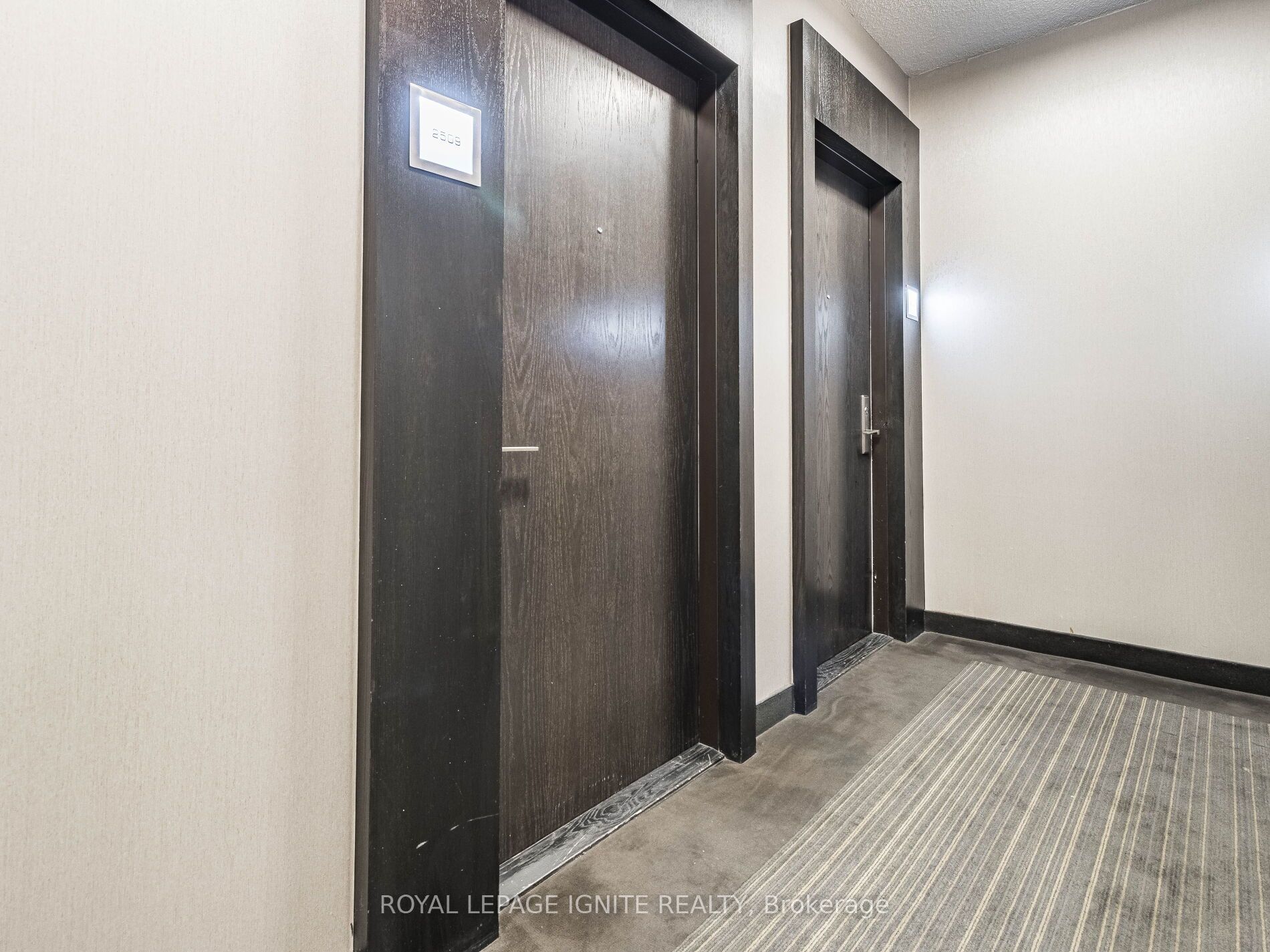 770 Bay Street 2509, Toronto, ON M5G 0A6 photo 5
