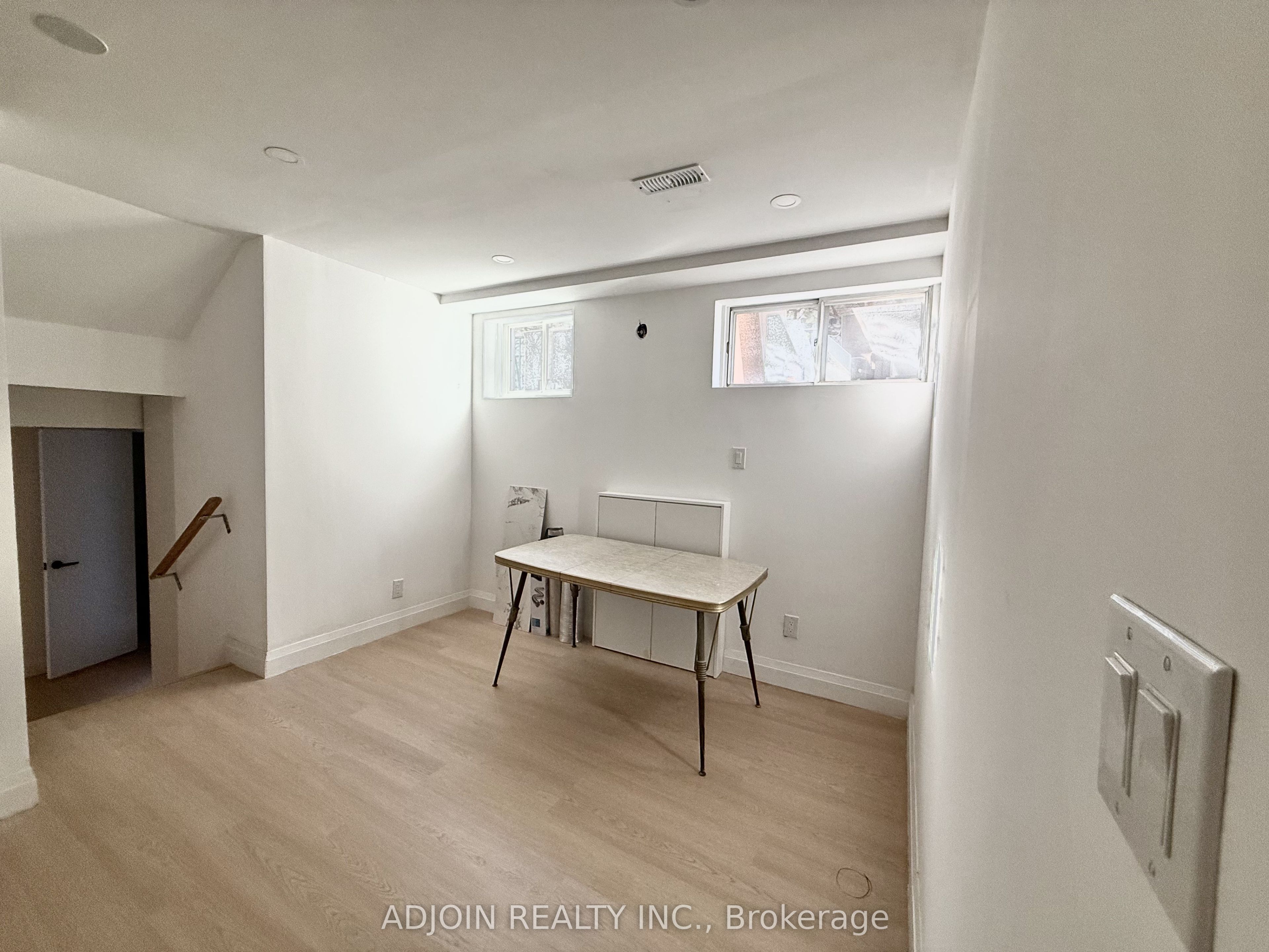 18 Patrick Boulevard, Toronto, ON M2J 3K9 photo 5