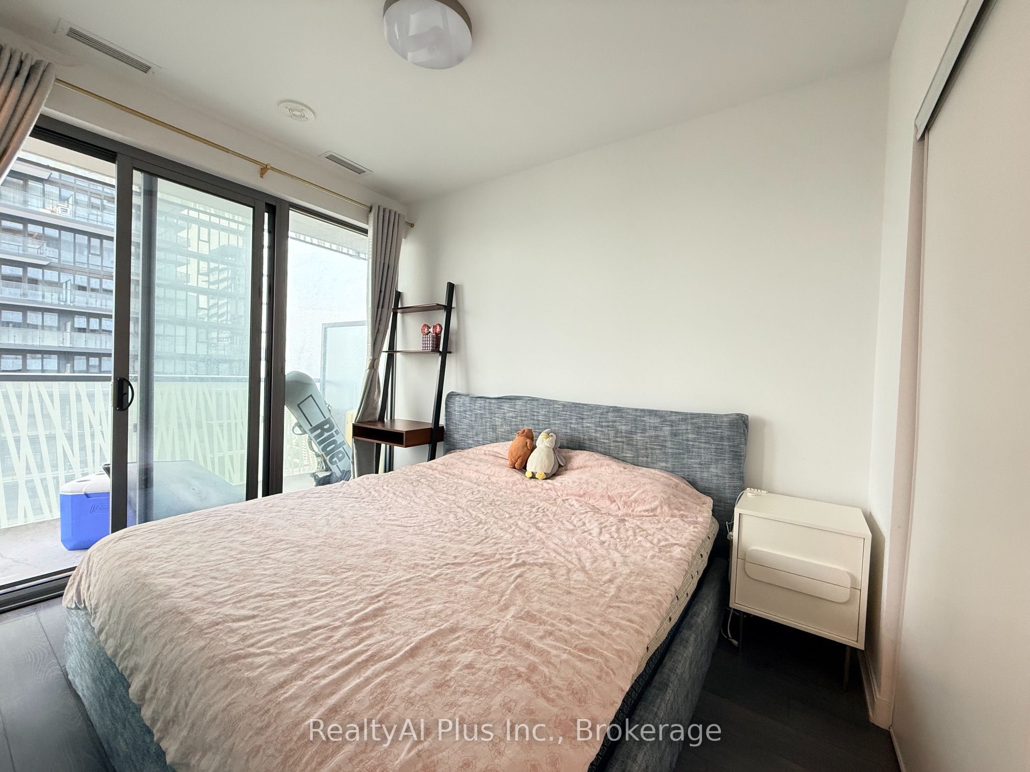 50 Charles Street E 3413, Toronto, ON M4Y 0C3 photo 5