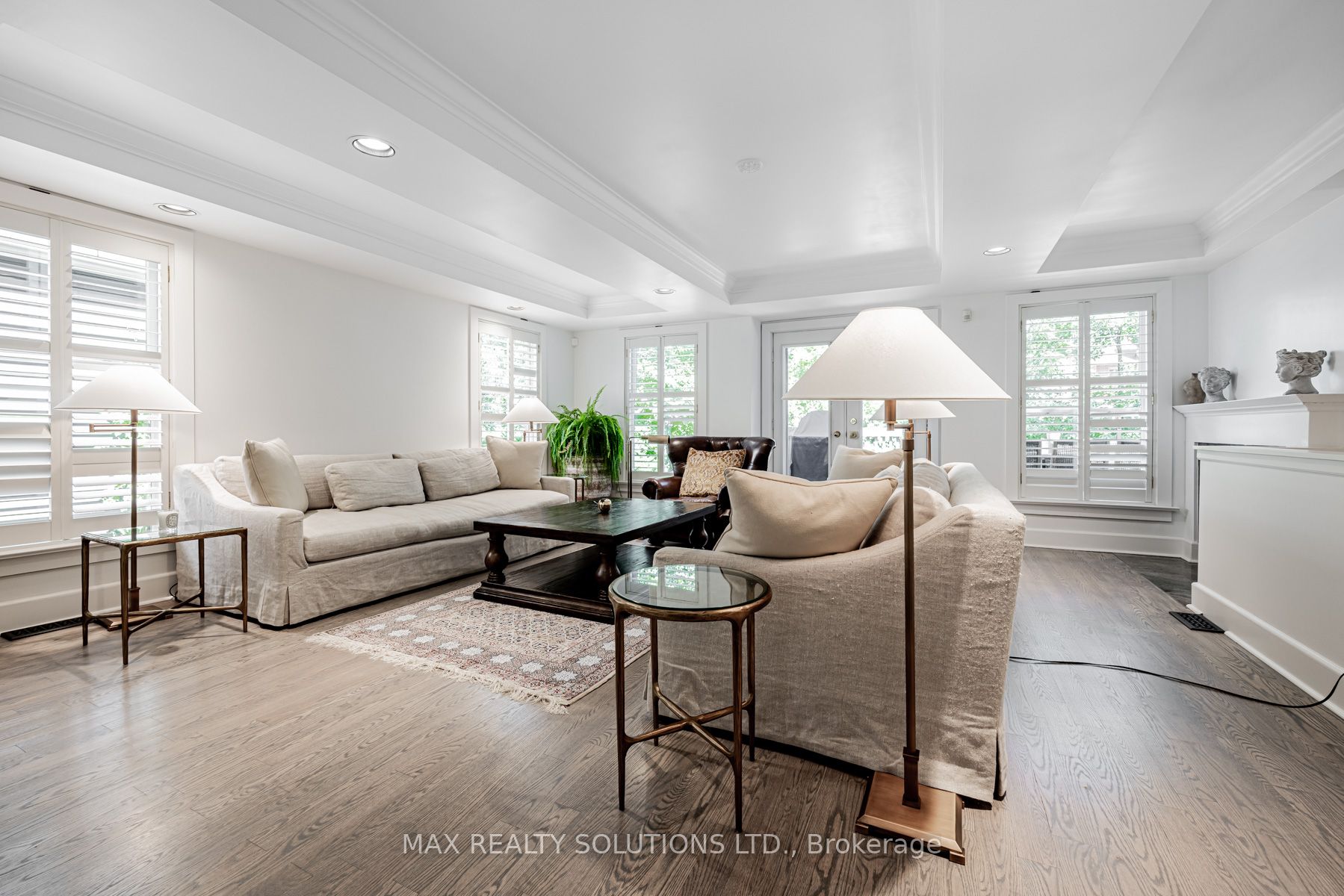30 Roslin Avenue, Toronto, ON M4N 1Y9 photo 3