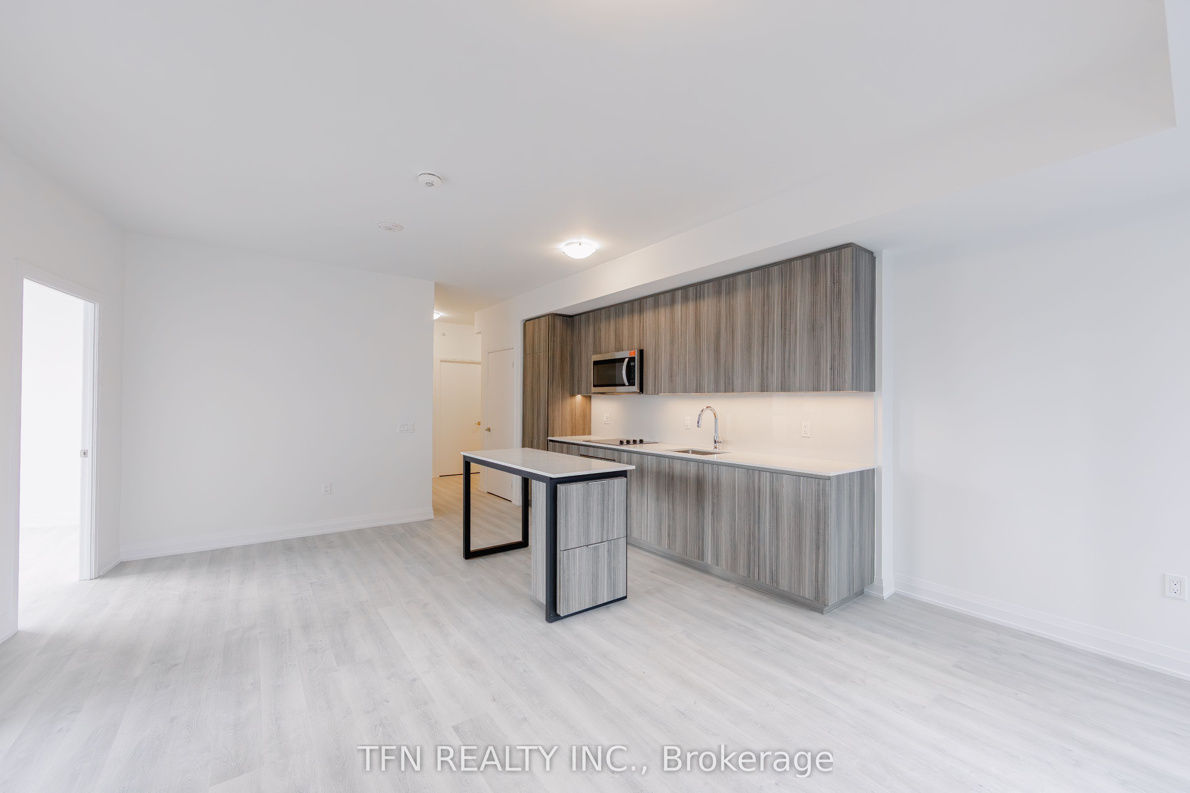 15 Richardson Street 1318, Toronto, ON M5A 0Y5 photo 2