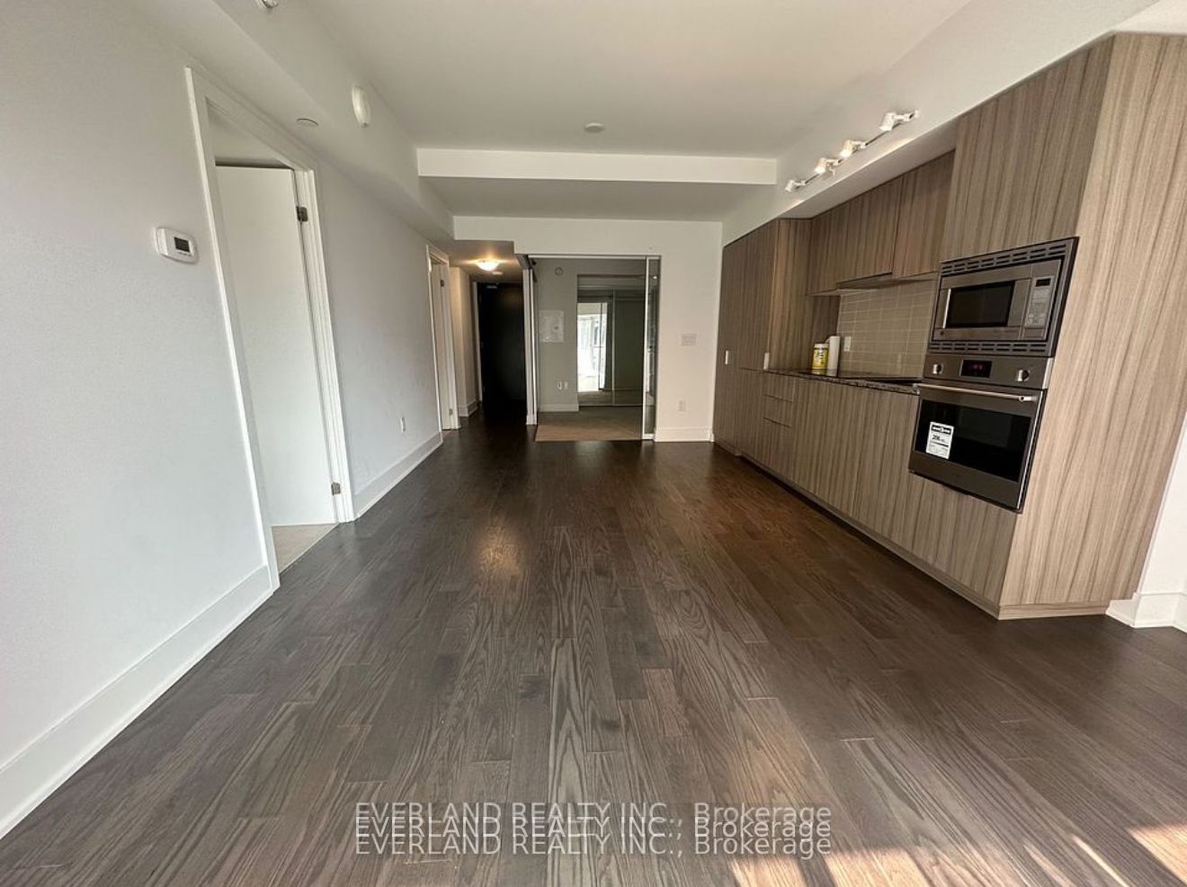 955 Bay Street 1309, Toronto, ON M5S 2A2 photo 4