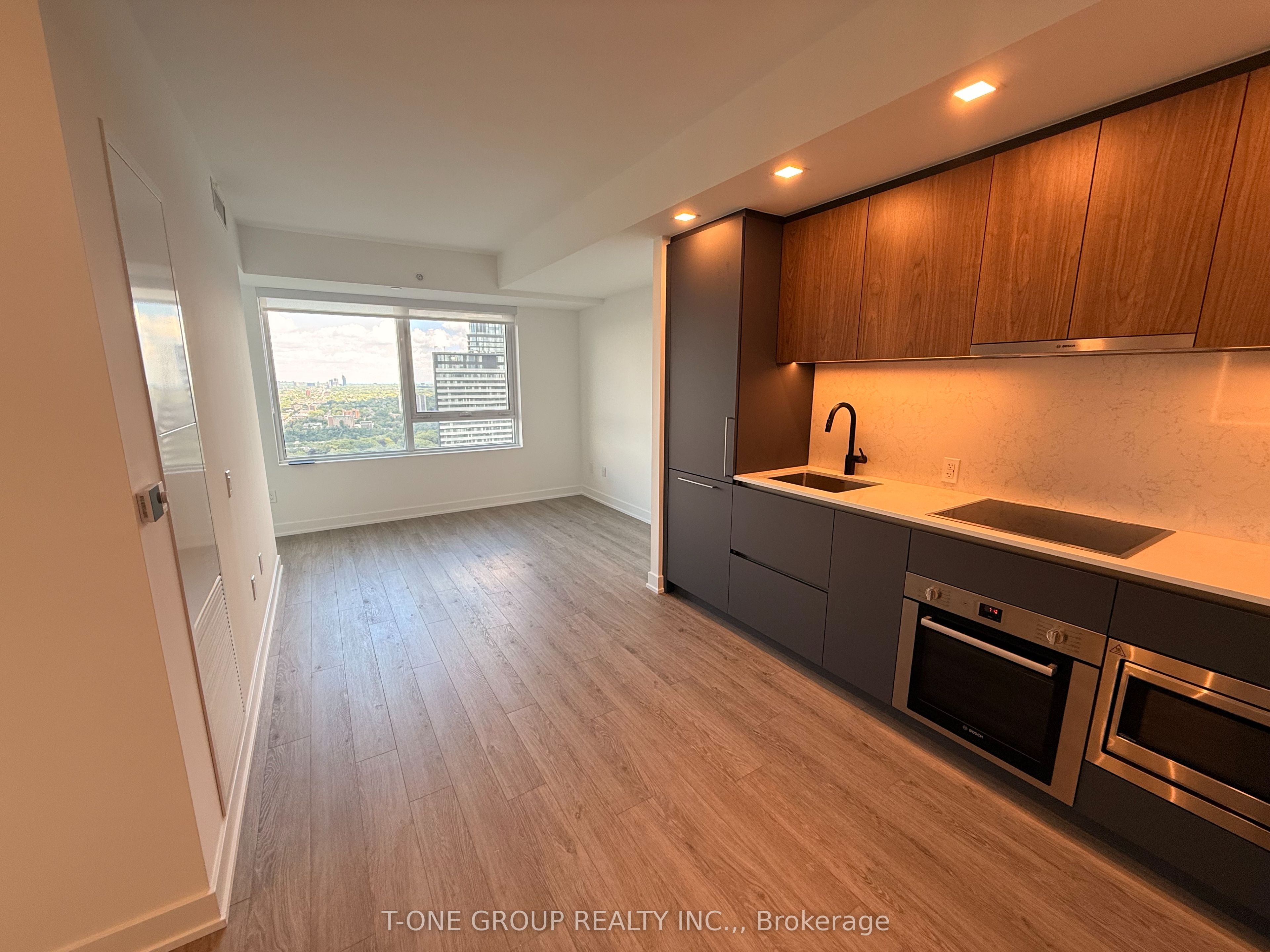 609 Sherbourne Street E 3708, Toronto, ON M4X 0A4