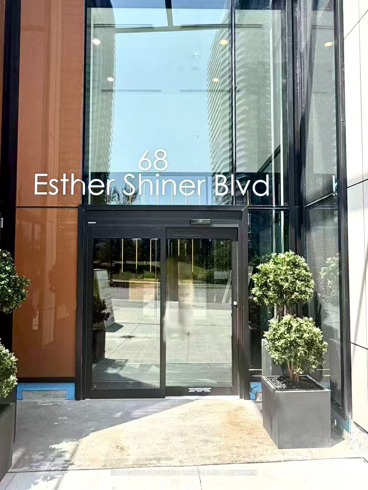 68 Esther Shiner Boulevard 360, Toronto, ON M2K 0J6 photo 2