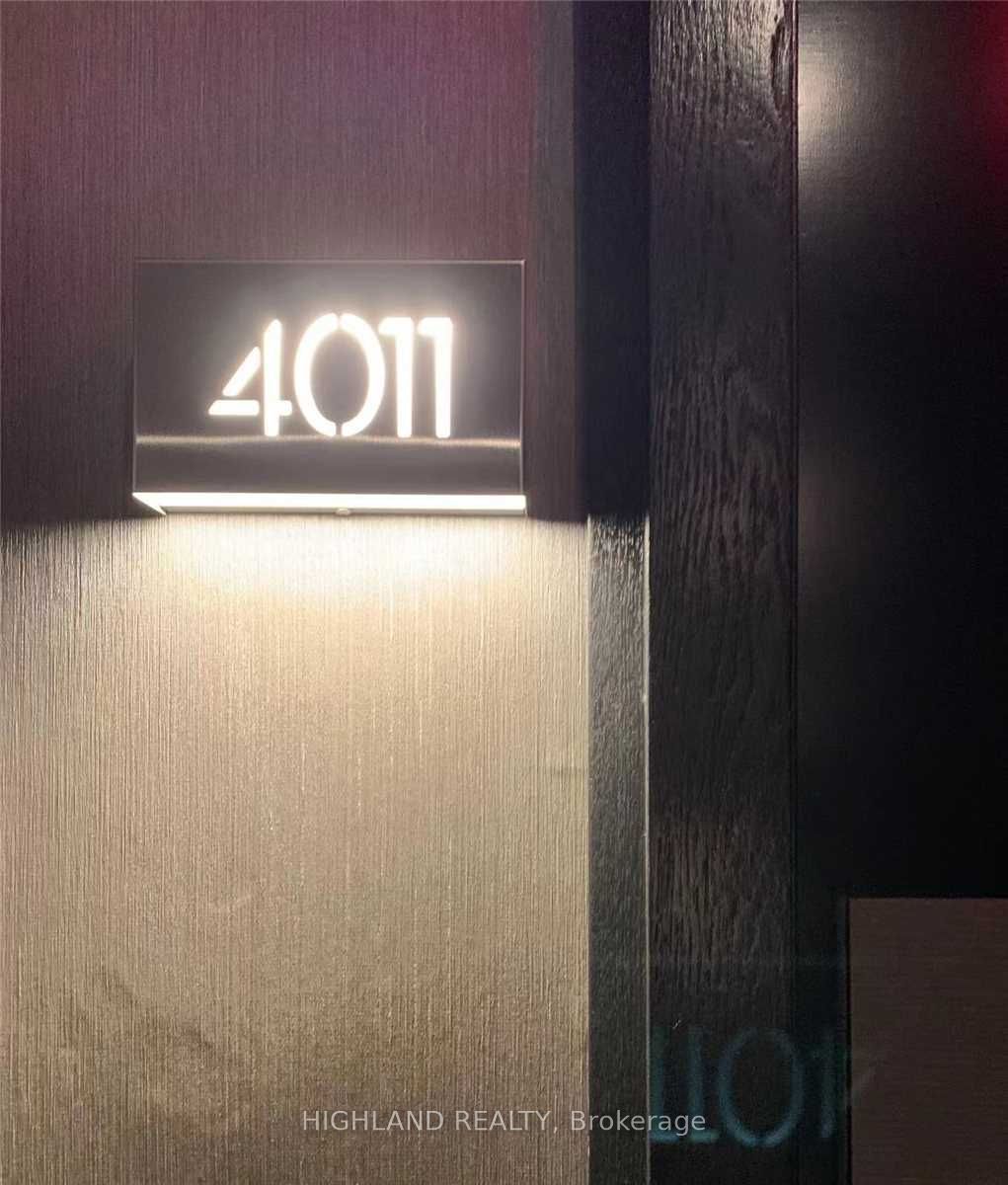 1080 Bay Street 4011, Toronto, ON M5S 0A5 photo 4