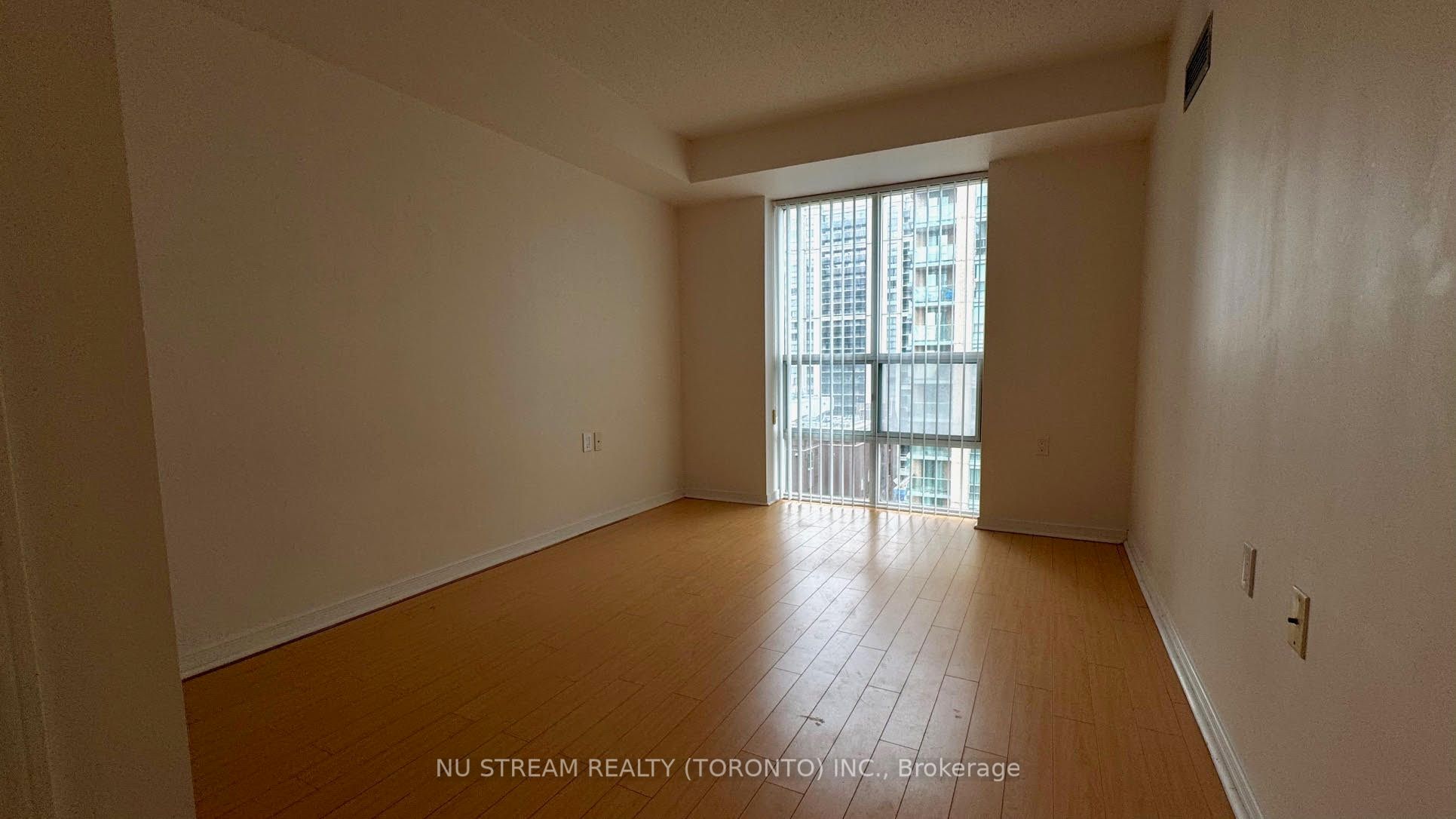 20 Olive Avenue 1106, Toronto, ON M2N 7G5 photo 2