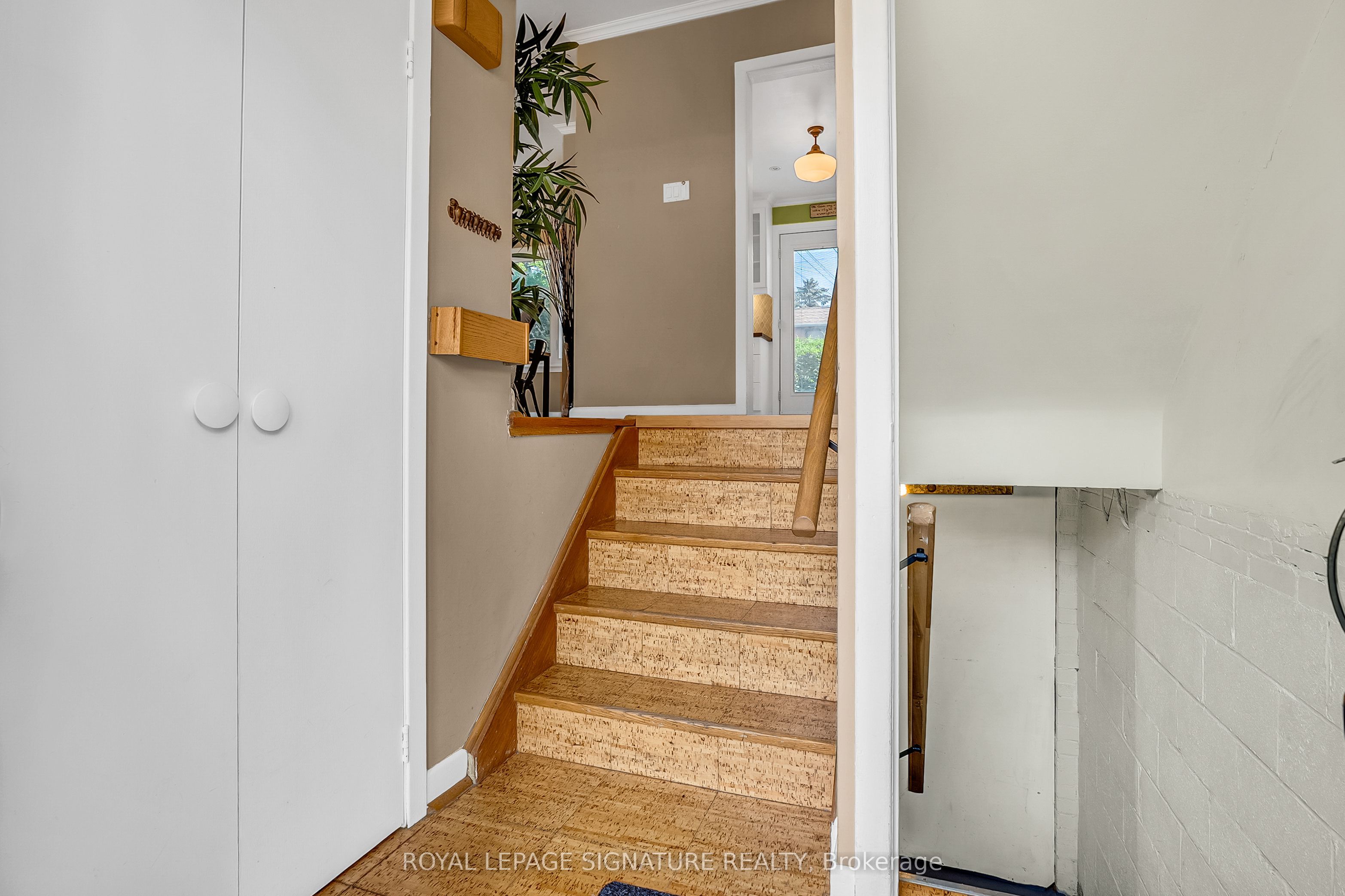 119 Southill Drive 10, Toronto, ON M3C 2H9 photo 3
