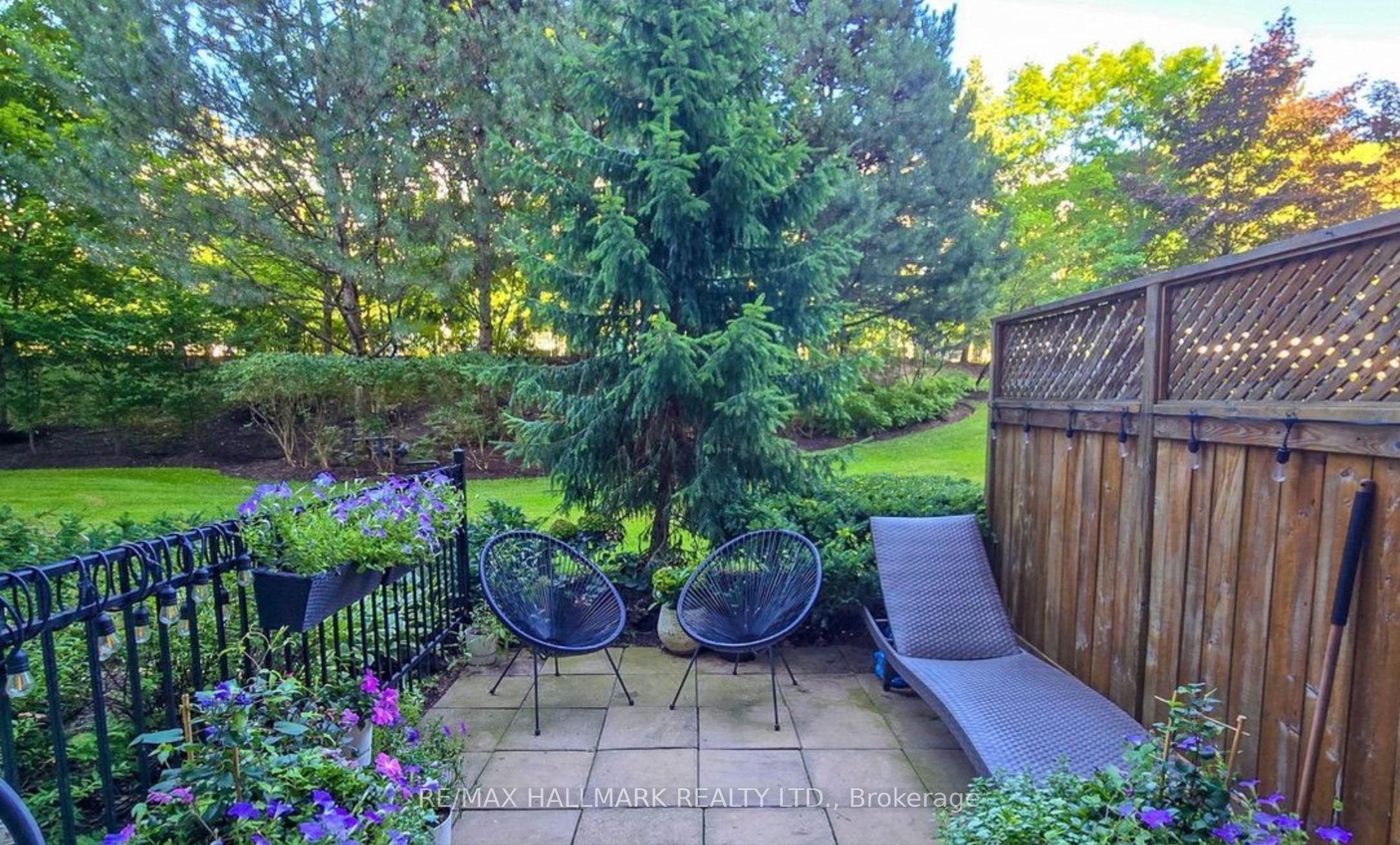 18 William Carson Crescent 115, Toronto, ON M2P 2G6 photo 5