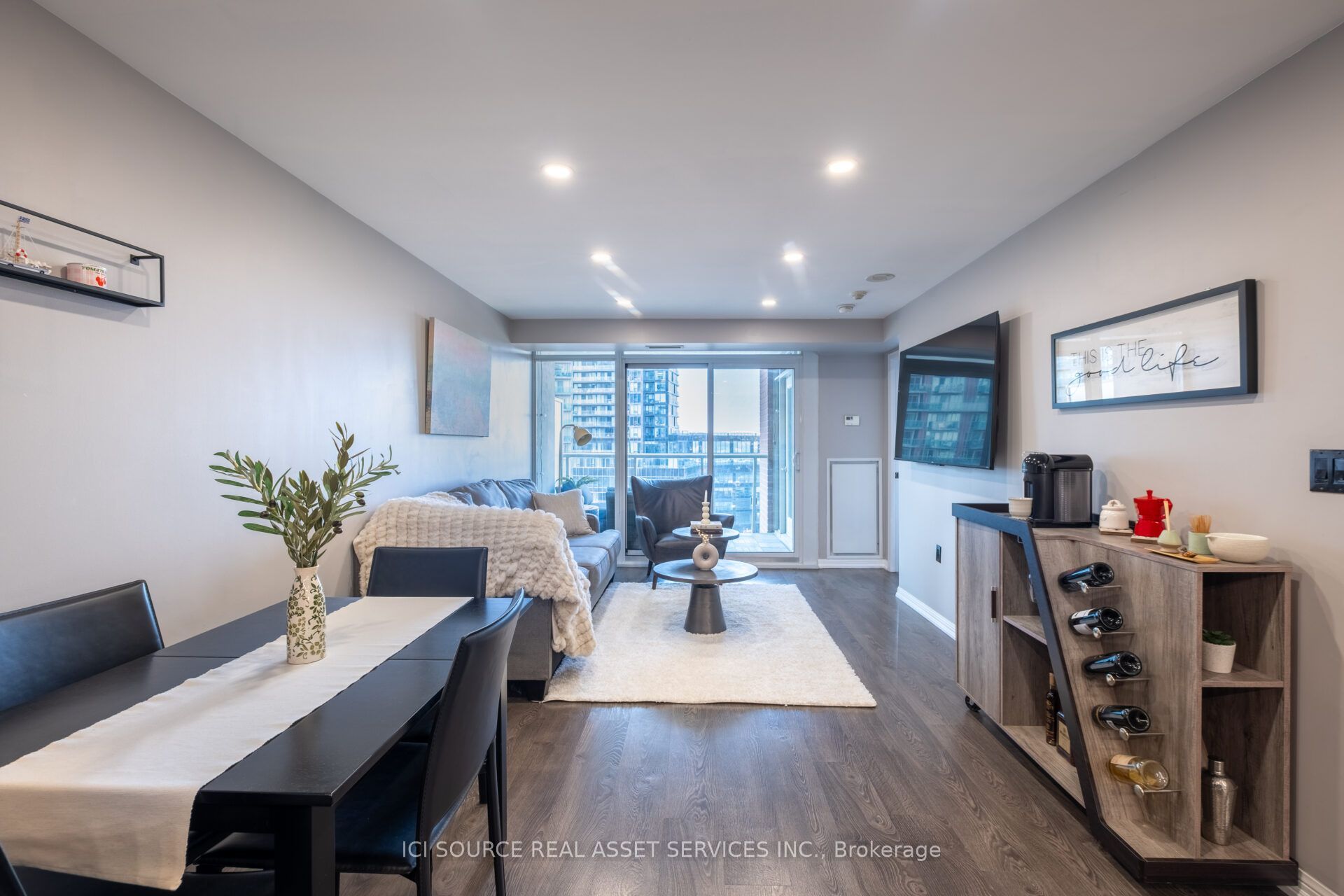 125 Western Battery Road 1109, Toronto, ON M6K 3R8 photo 3