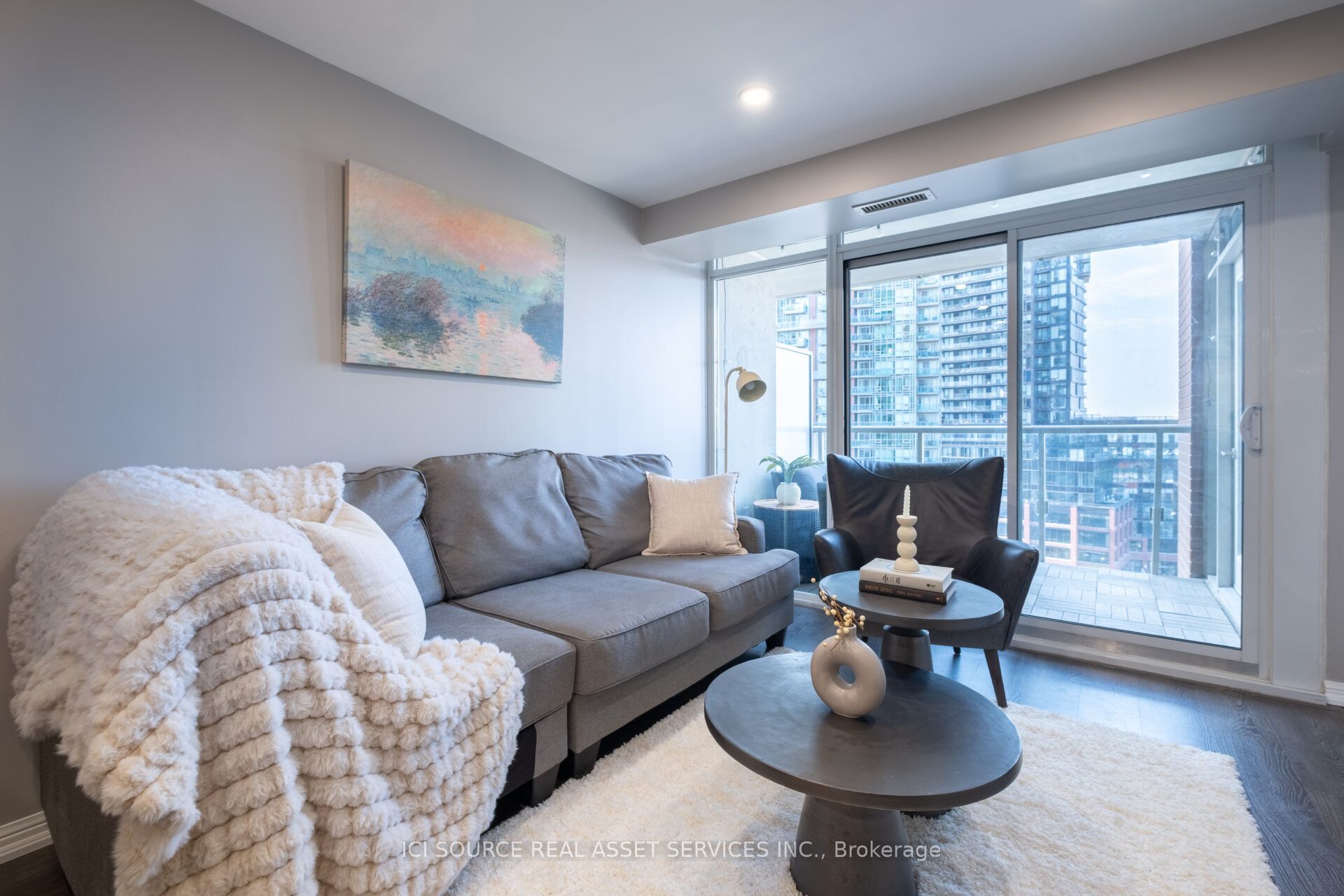 125 Western Battery Road 1109, Toronto, ON M6K 3R8 photo 5