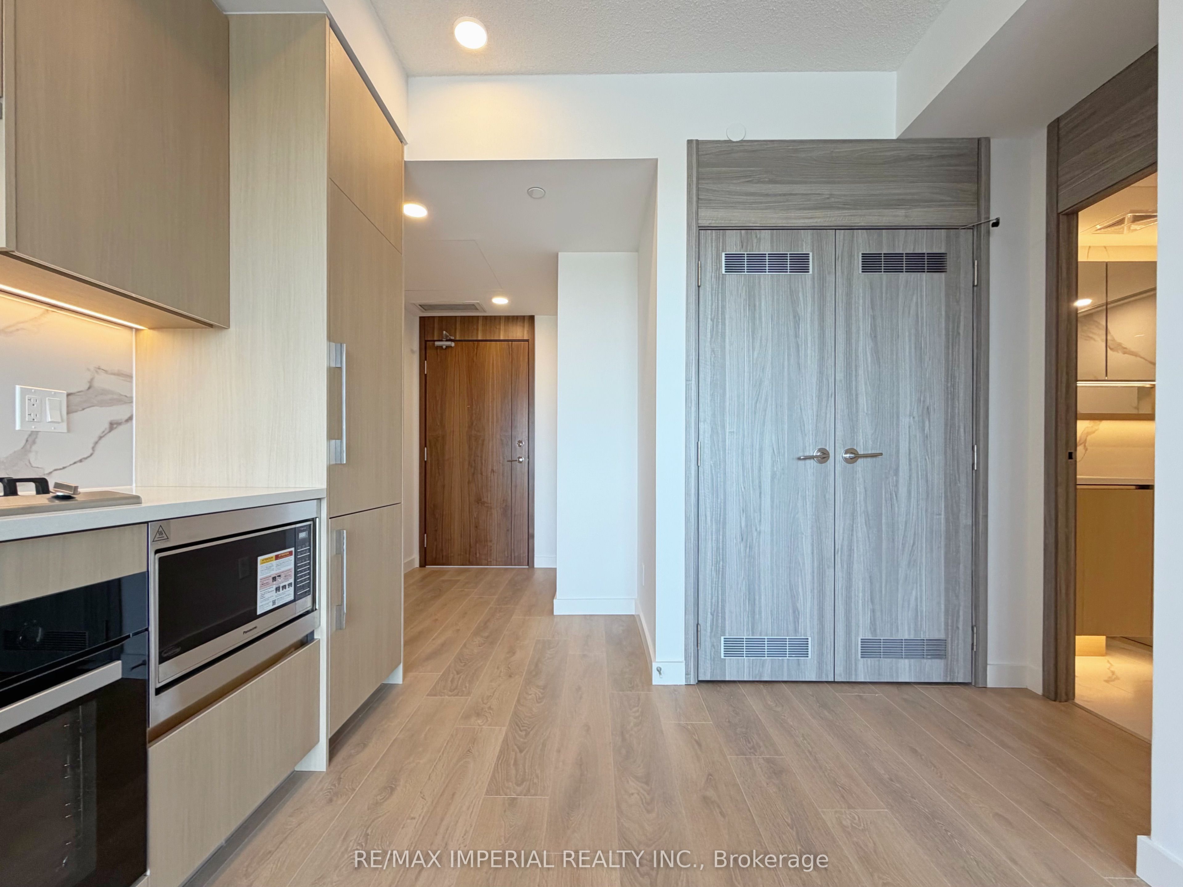 68 Esther Shiner Boulevard 909, Toronto, ON M2K 0C4 photo 3