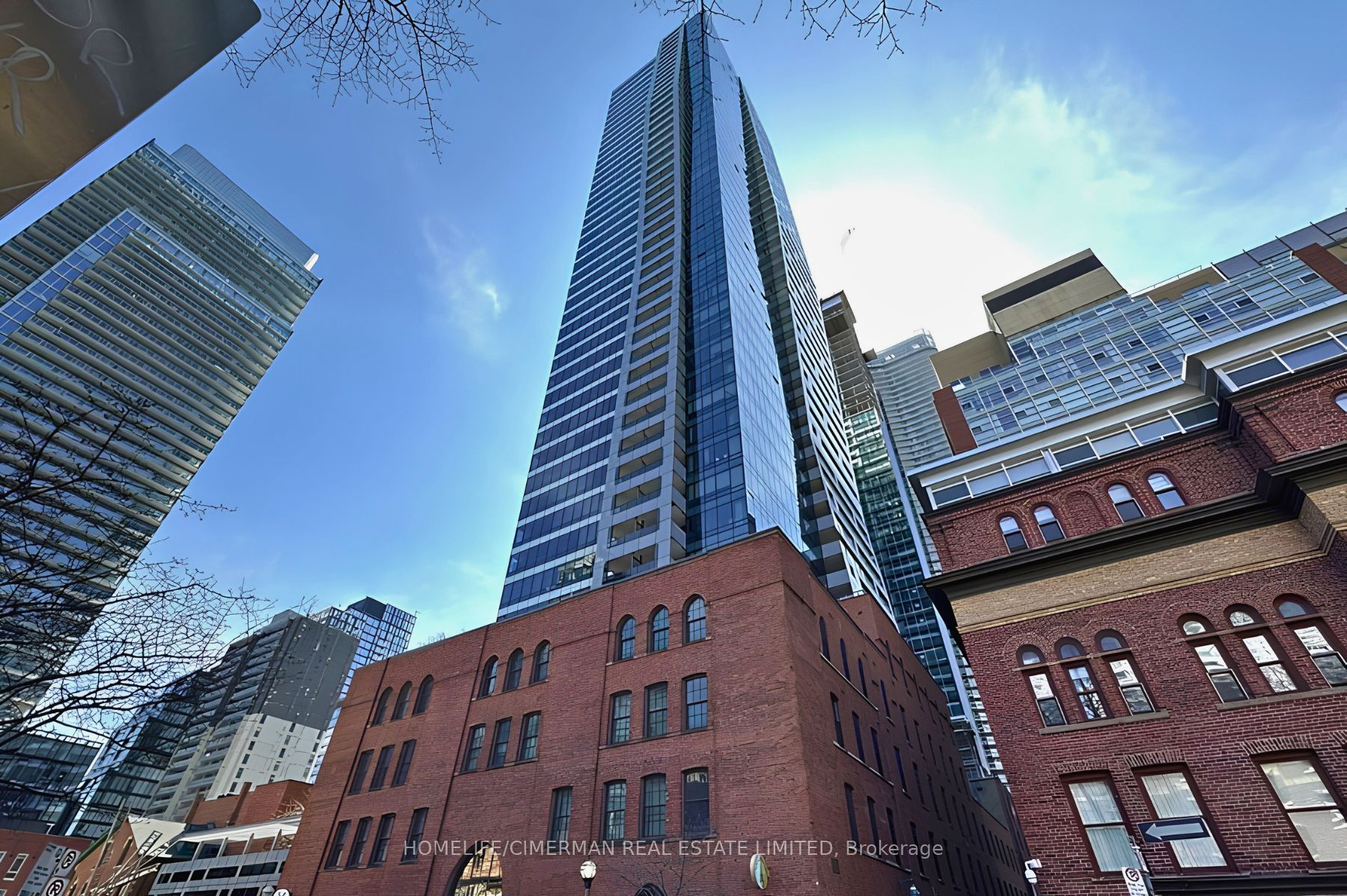 5 St Joseph Street 3404, Toronto, ON M4Y 1J6 photo 2