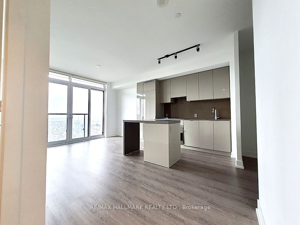 7 Grenville Street 5808, Toronto, ON M4Y 0E9 photo 3