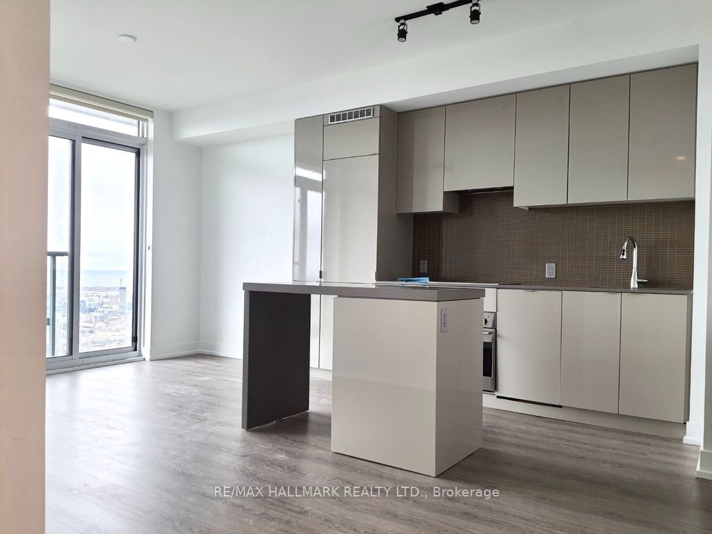 7 Grenville Street 5808, Toronto, ON M4Y 0E9 photo 5