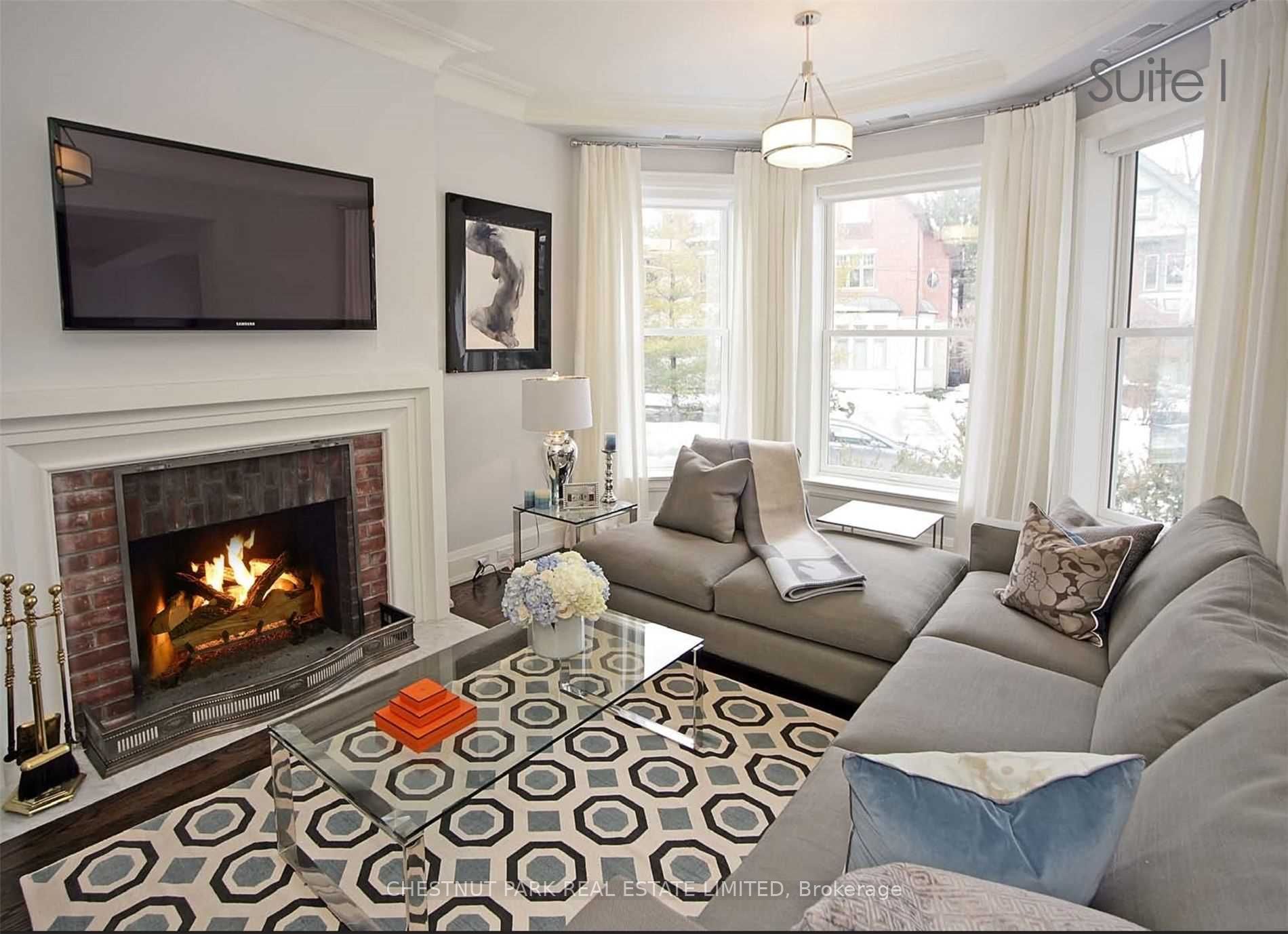 16 Scarth Road 1, Toronto, ON M4W 2S6 photo 2