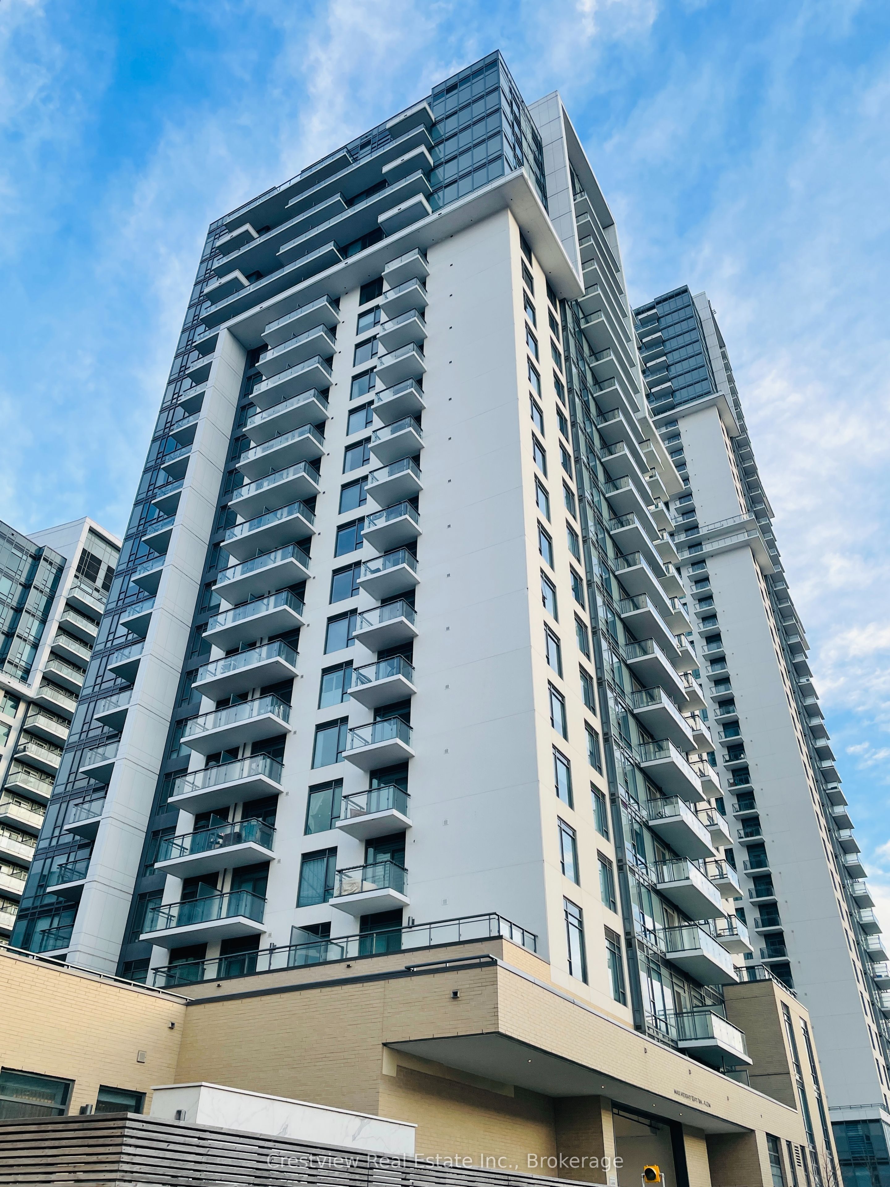 50 Ann O'reilly Road 902, Toronto, ON M2J 0C9