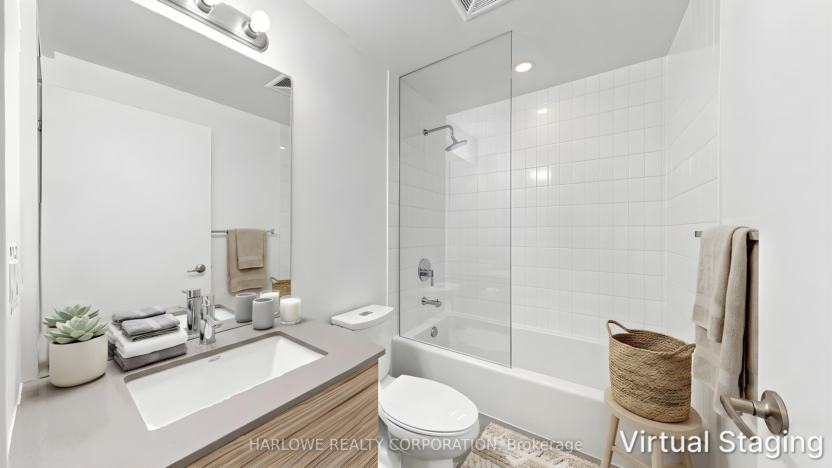 210 Simcoe Street 510, Toronto, ON M5T 1T4 photo 4