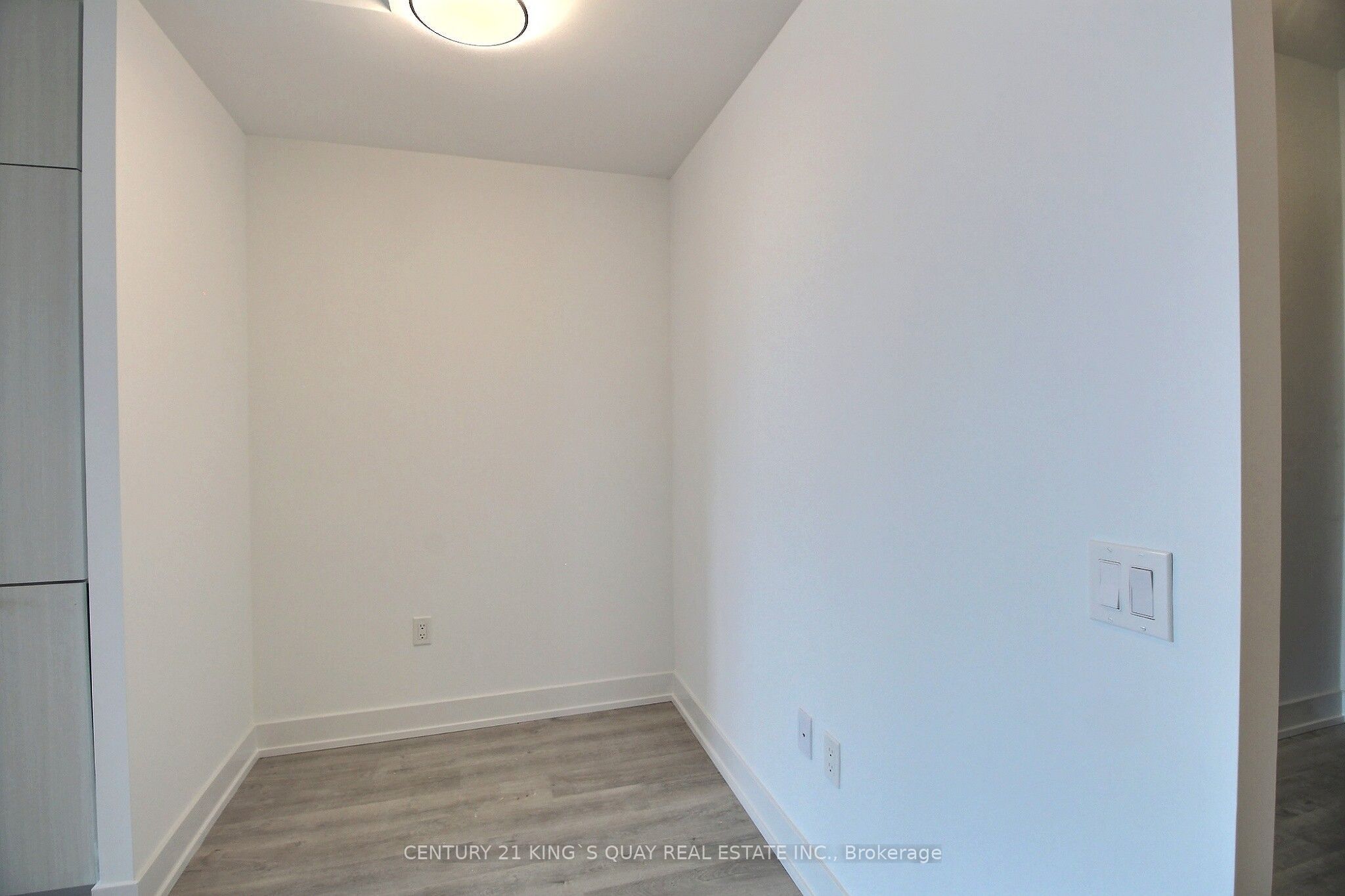 20 Inn on the Park Drive 1730, Toronto, ON M3C 0P8 photo 4