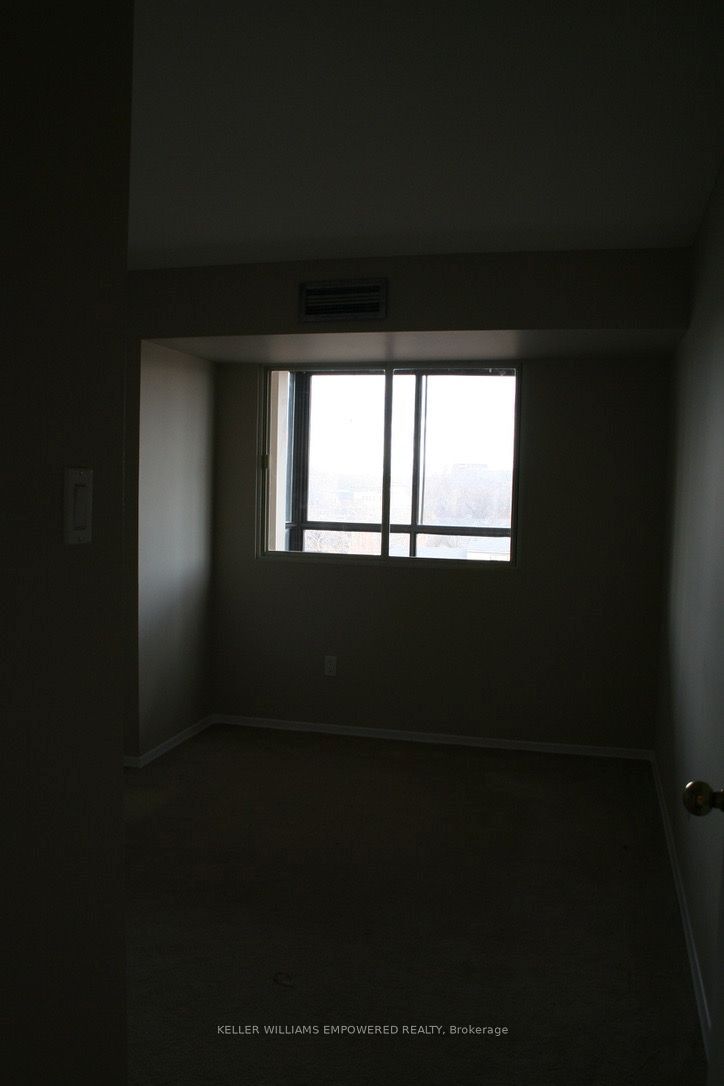 117 Gerrard Street E 609, Toronto, ON M5B 2L4 photo 4