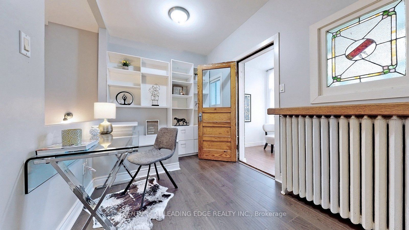 233 BORDEN Street UPPER LEVEL, Toronto, ON M5S 2N5 photo 3