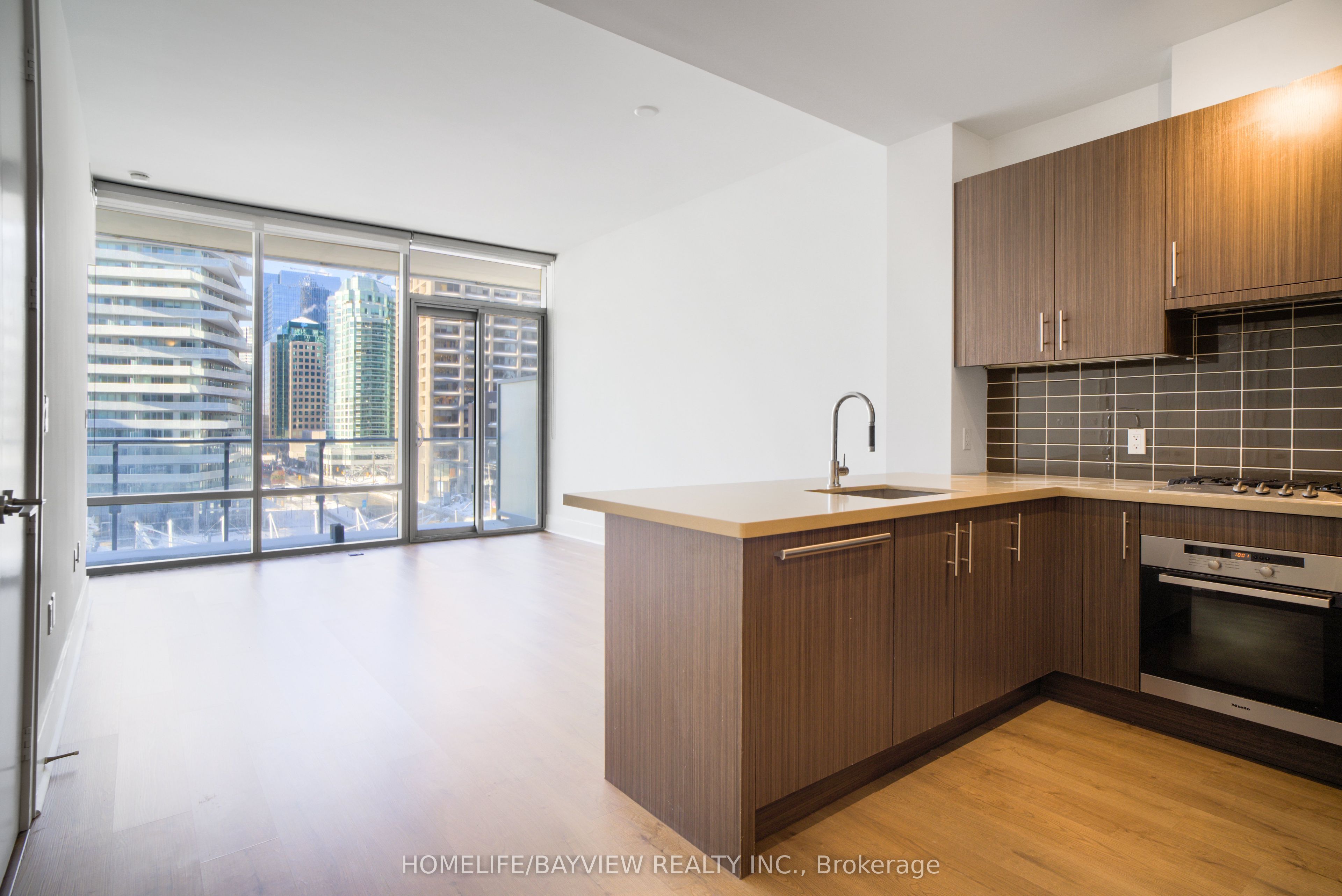 39 Queens Quay E 639, Toronto, ON M5E 0A5 photo 4