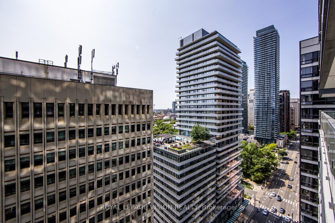 955 Bay Street 2112, Toronto, ON M5S 2A2 photo 4