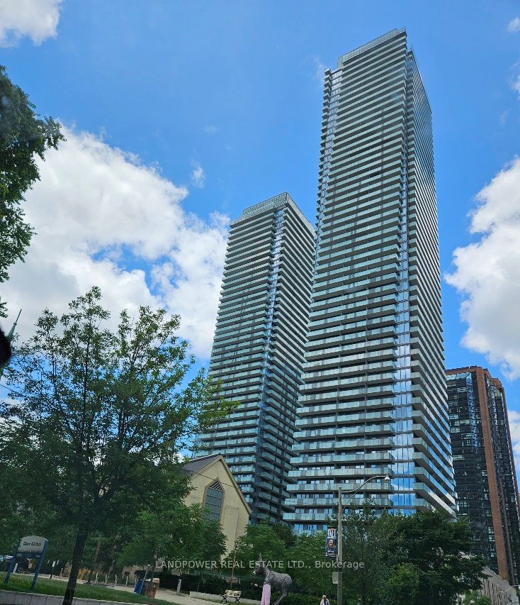 65 St. Mary Street 3807, Toronto, ON M5S 0A6 photo 2