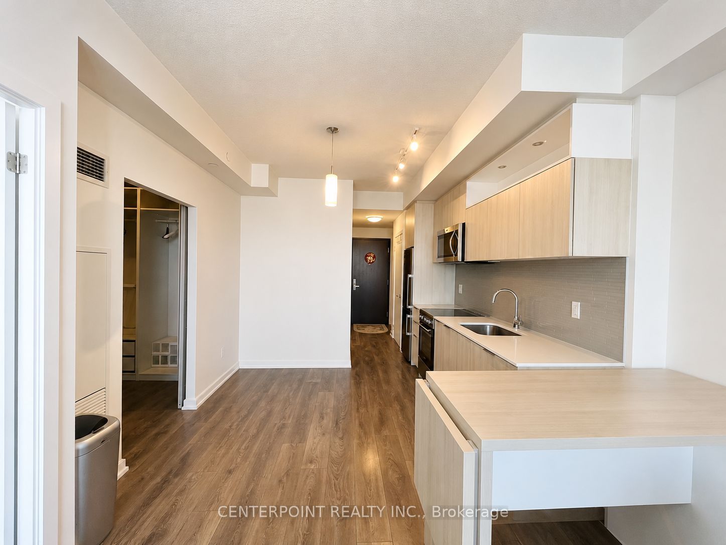 50 Forest Manor Road 2009, Toronto, ON M2J 0E3 photo 3