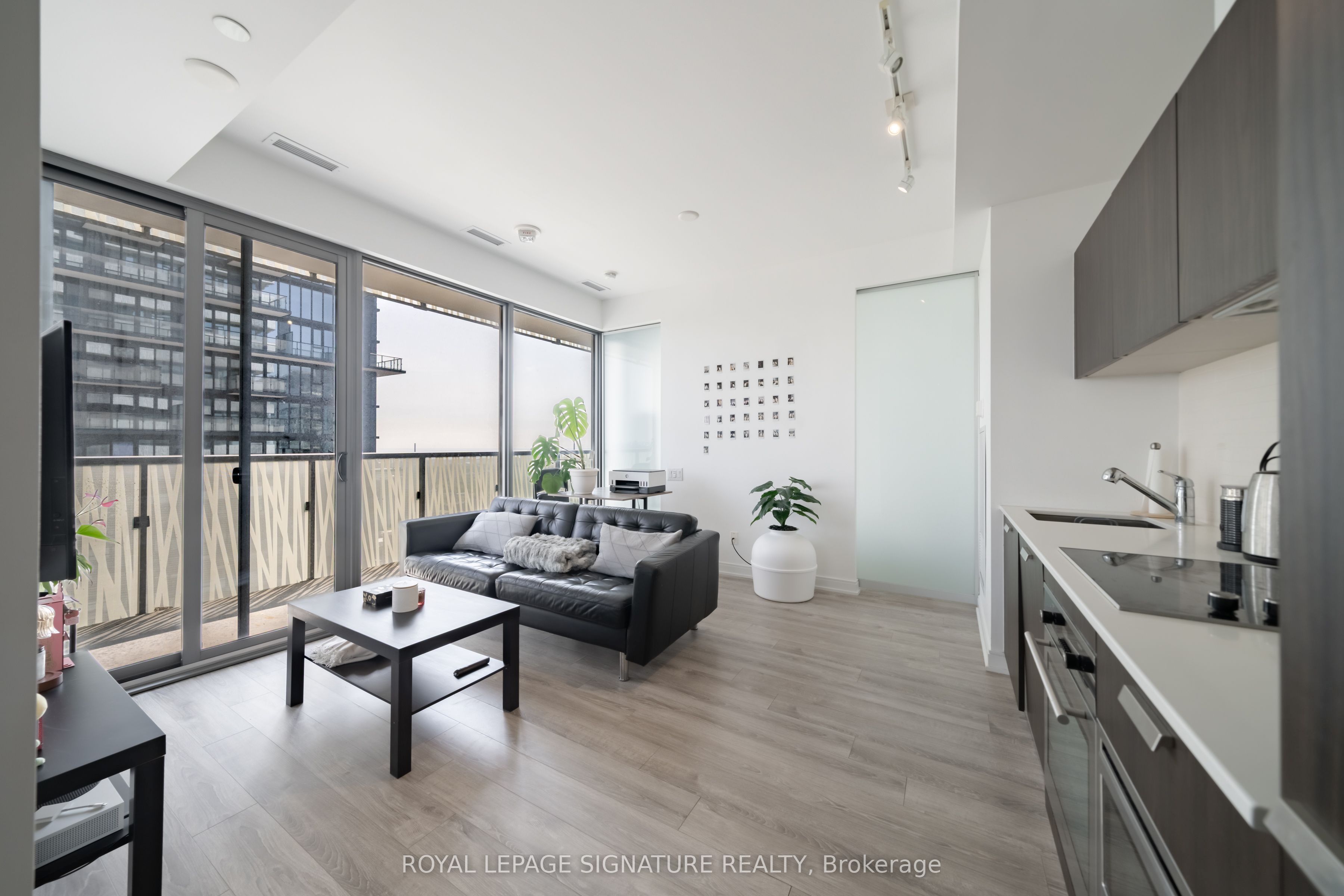 50 Charles Street E 4113, Toronto, ON M4Y 0C3 photo 2