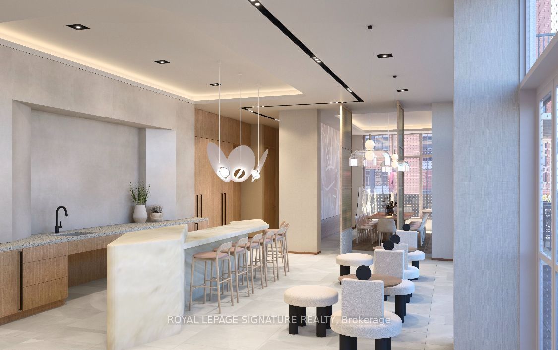 30 Dreamers Way 724, Toronto, ON M5A 0Y7 photo 3