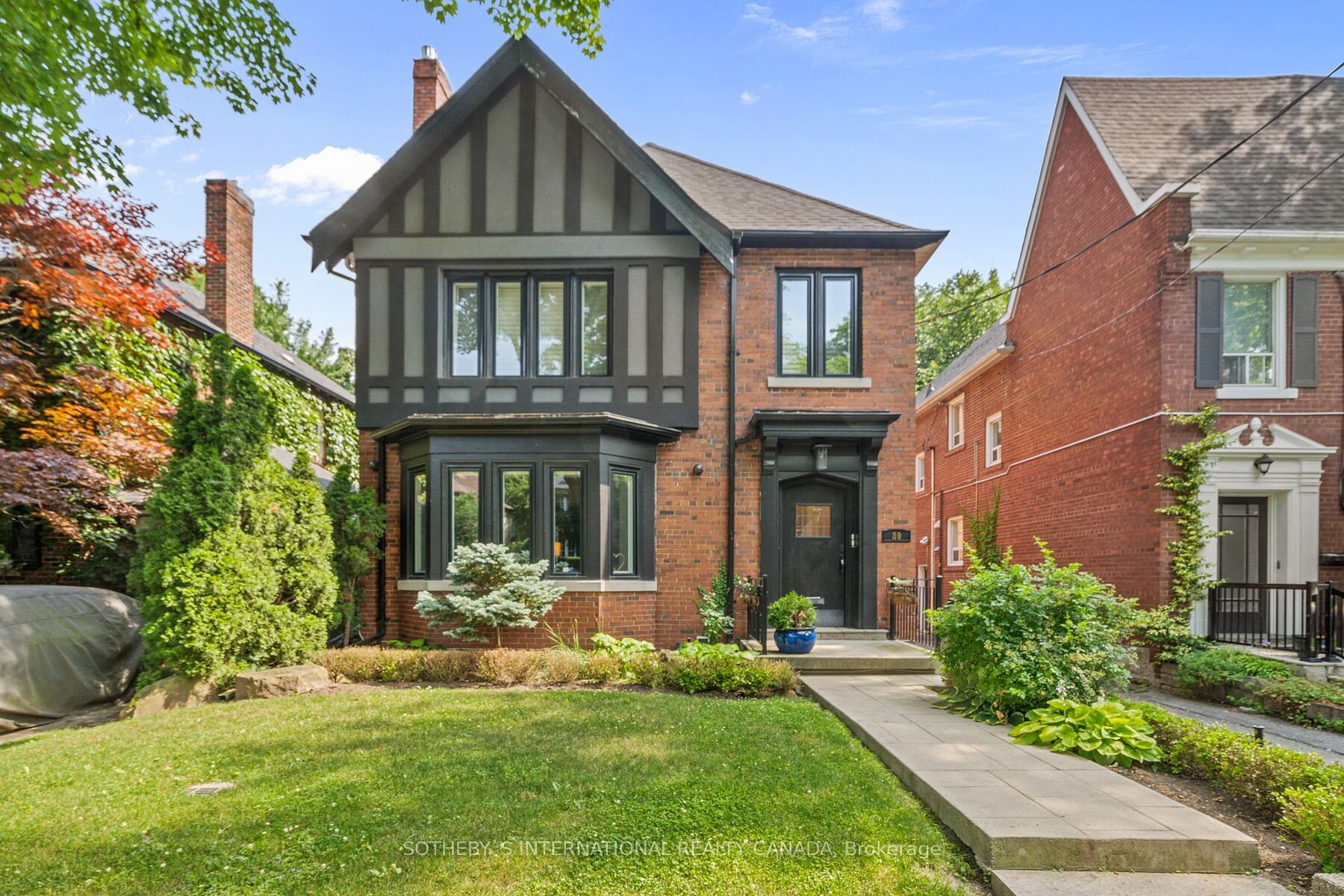 89 Whitehall Road Lower Level, Toronto, ON M4W 2C8 photo 2
