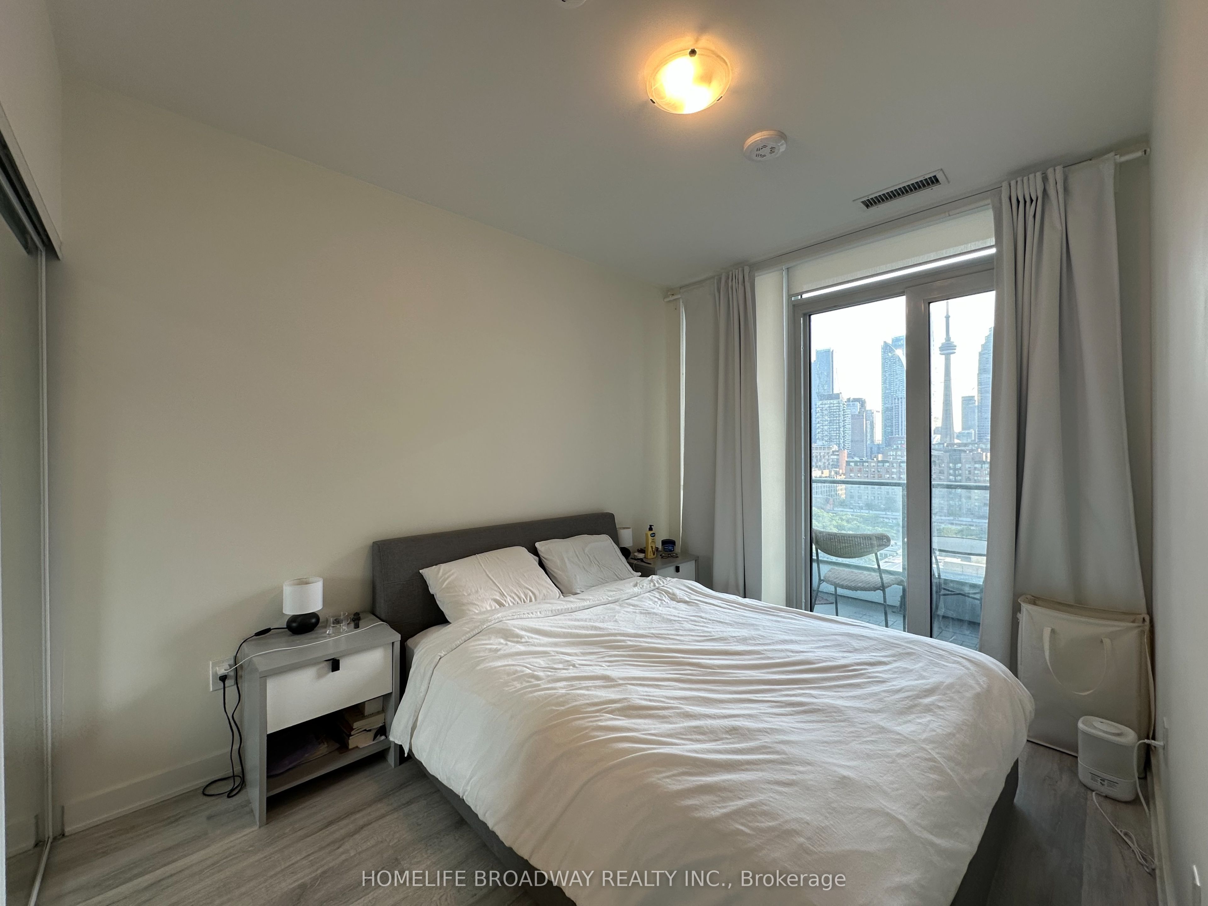 135 Lower Sherbourne Street 1068, Toronto, ON M5A 1Y4 photo 4