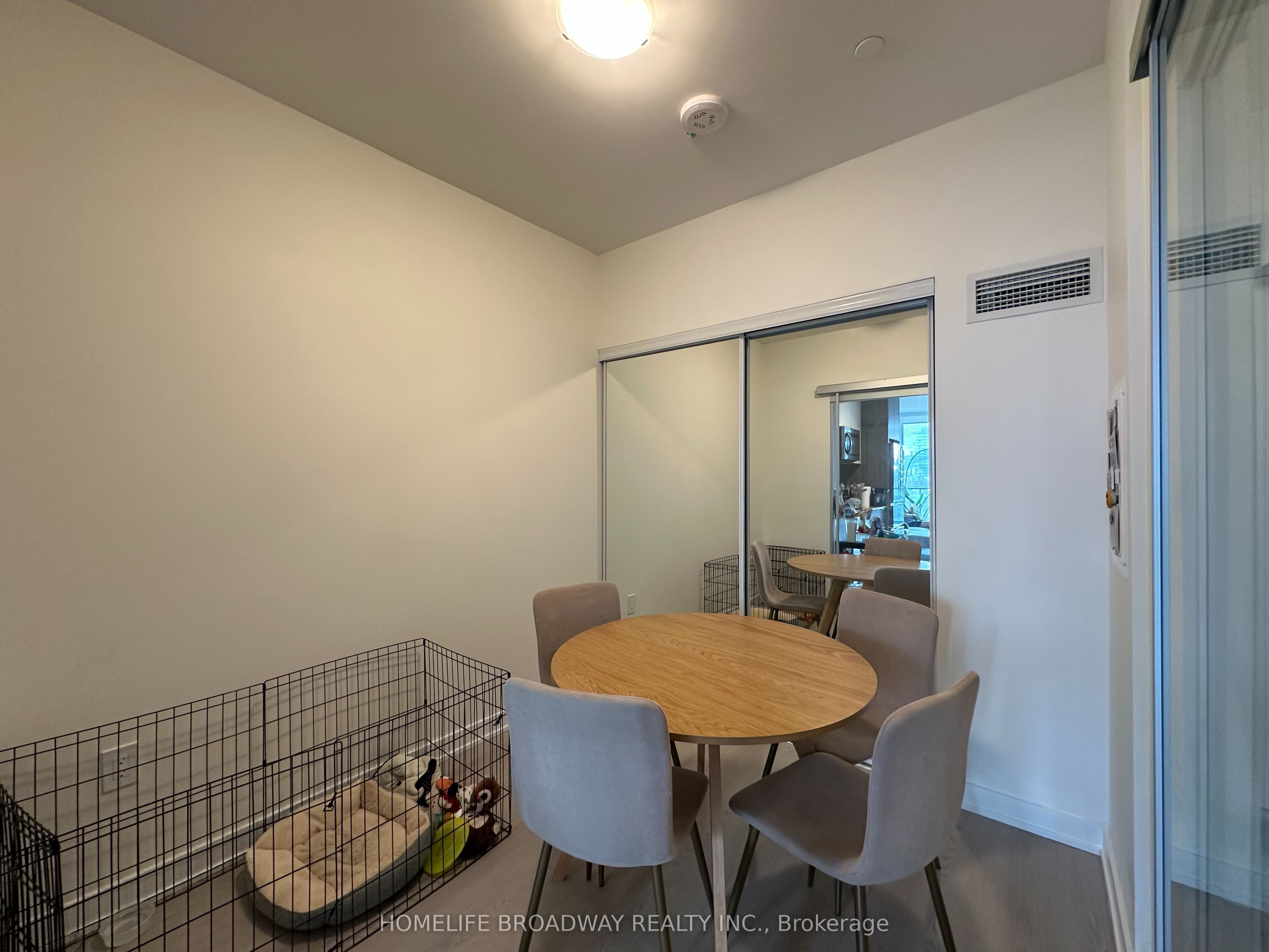 135 Lower Sherbourne Street 1068, Toronto, ON M5A 1Y4 photo 5