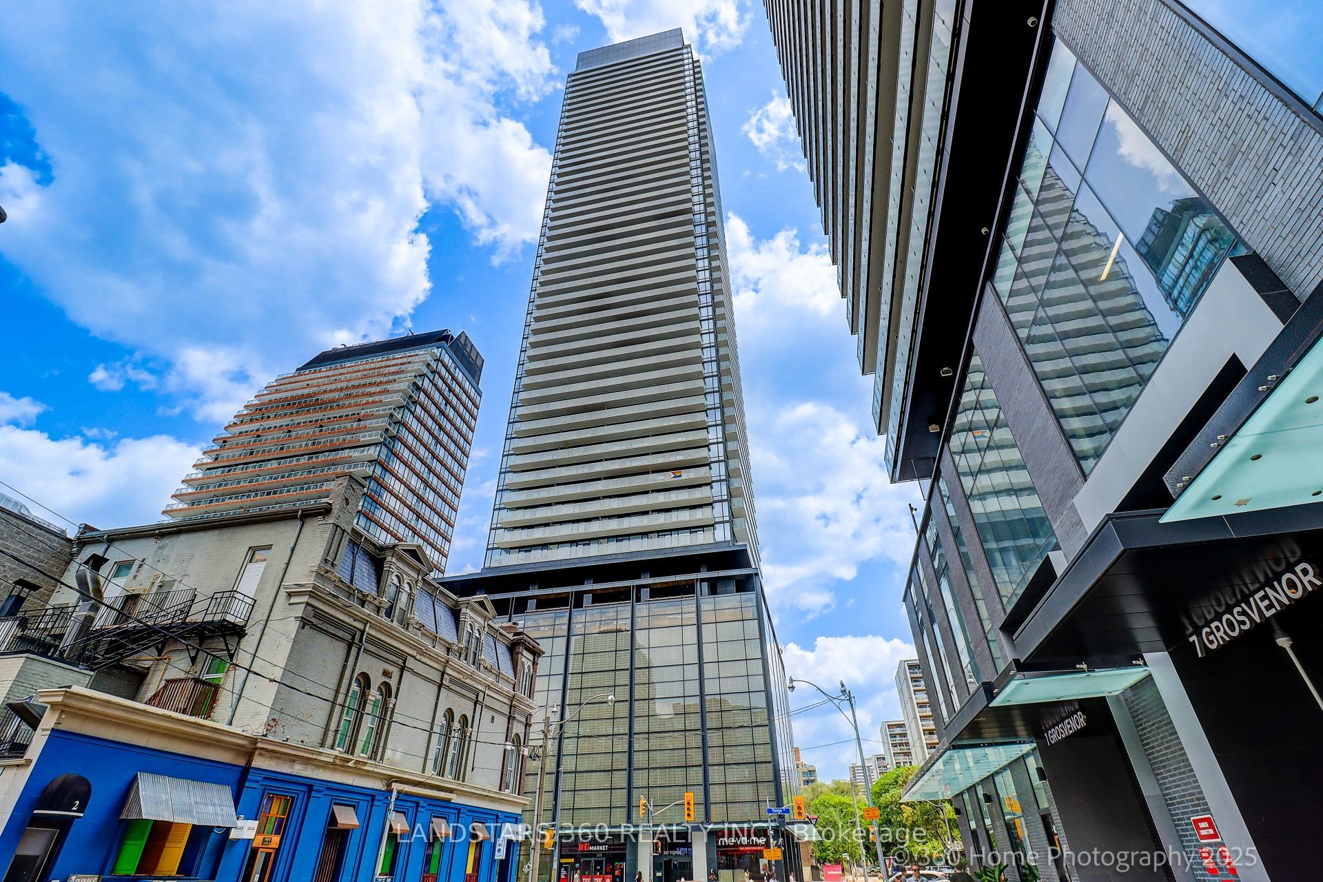 501 Yonge Street 4202, Toronto, ON L1V 1H9