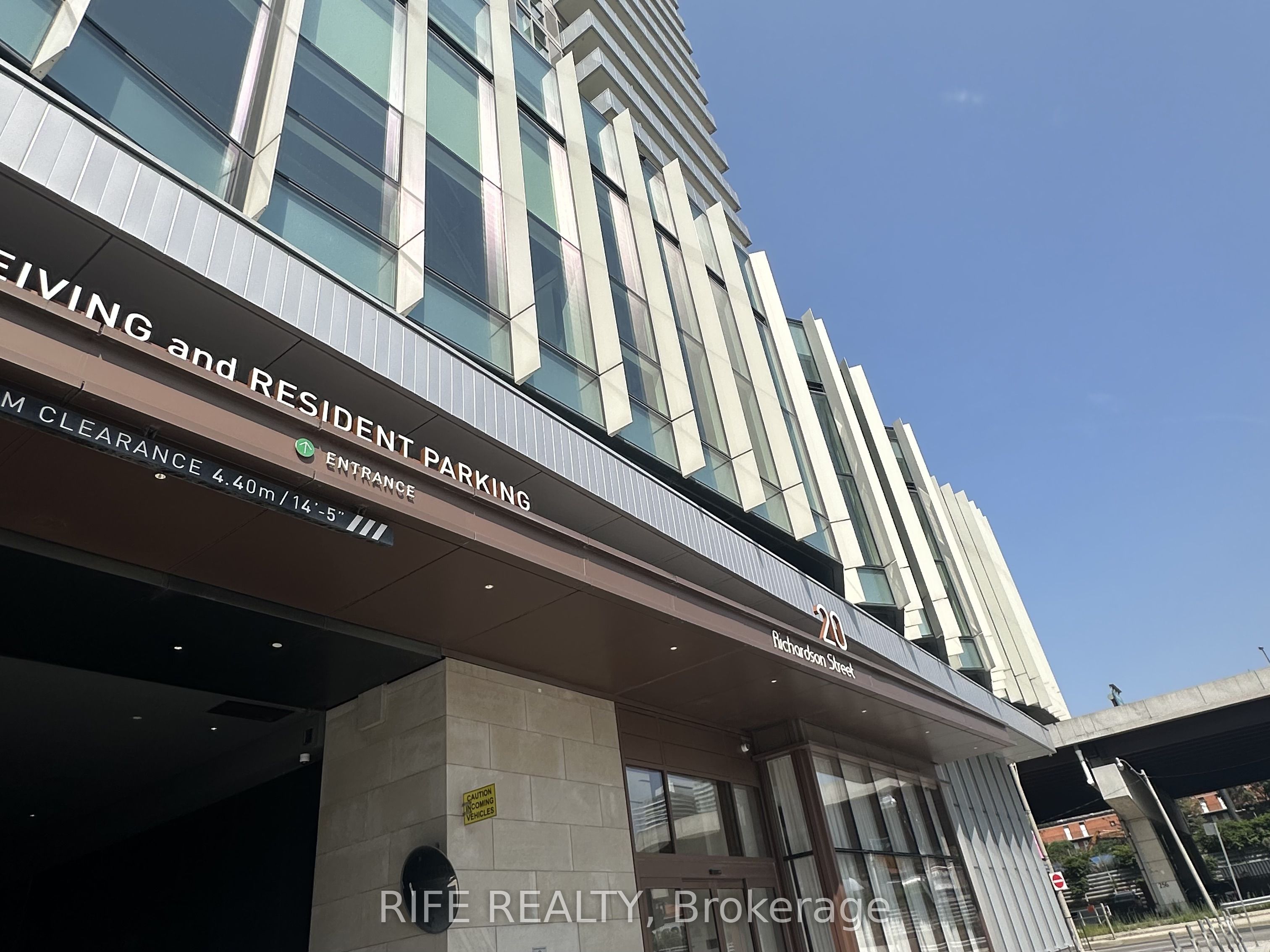 20 Richardson Street 3411, Toronto, ON M5A 0S6 photo 5