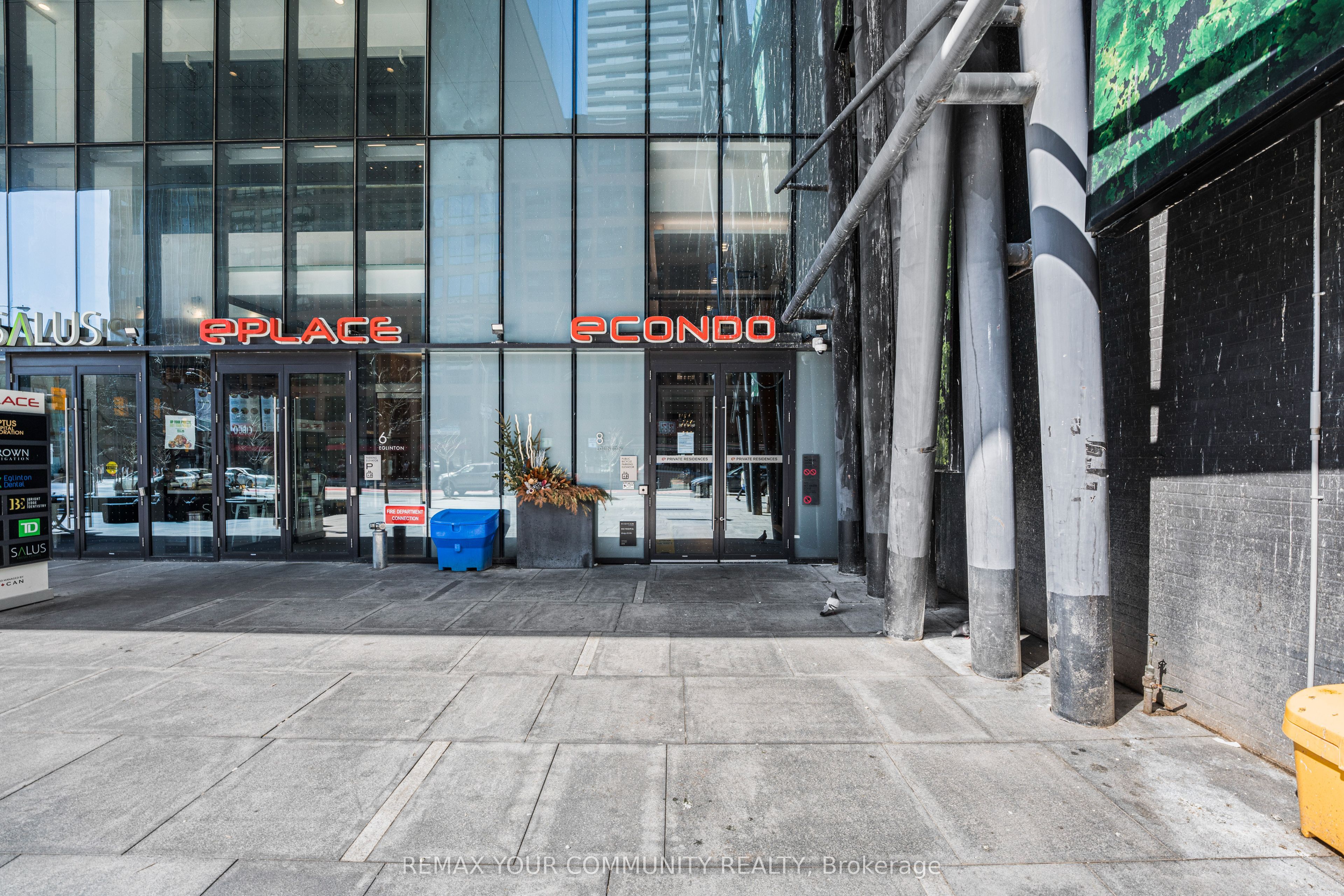 8 Eglinton Avenue 1108, Toronto, ON M4P 1A6 photo 2