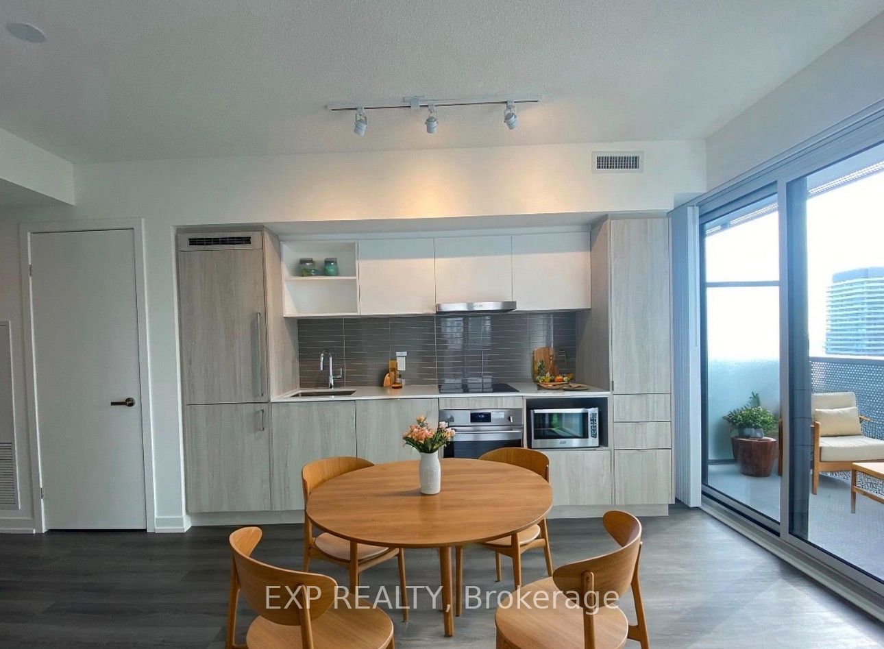138 Downes Street 2815, Toronto, ON M5E 0E4 photo 3