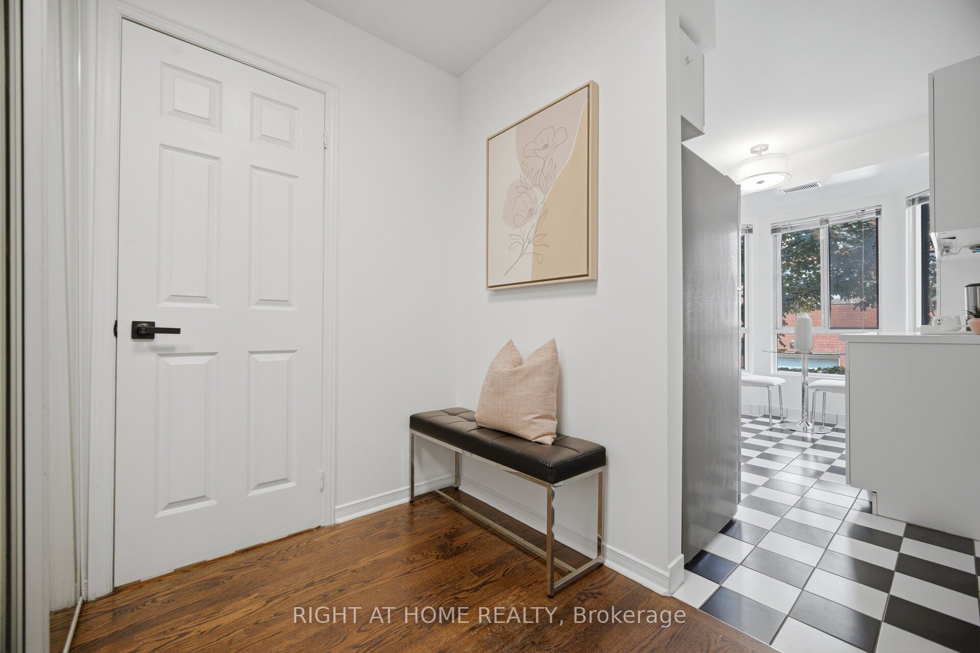 801 King Street W TH 8A, Toronto, ON M5V 3C9 photo 3