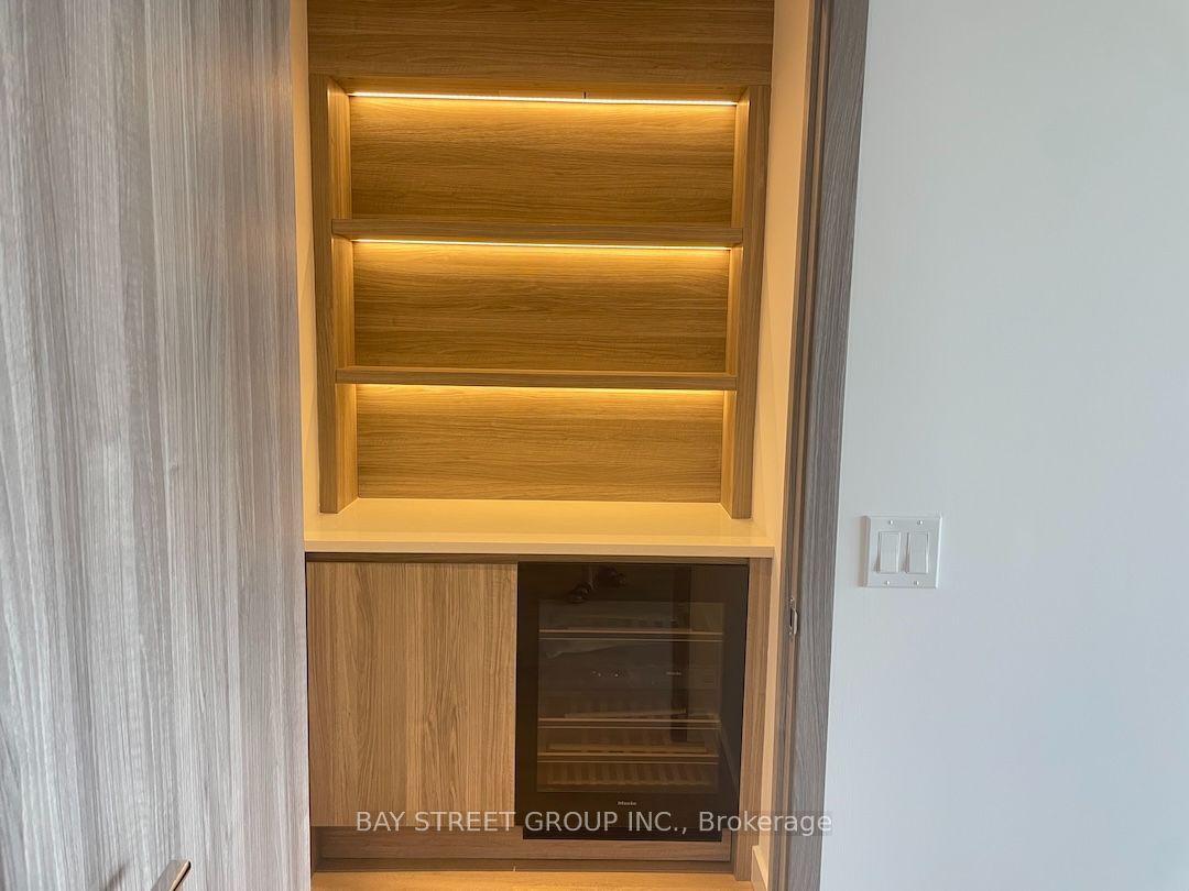 18 Esther Shiner Boulevard 1615, Toronto, ON M2K 0J7 photo 5