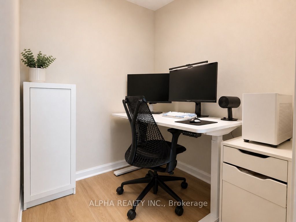 33 Singer Court 810, Toronto, ON M2K 0B4 photo 3
