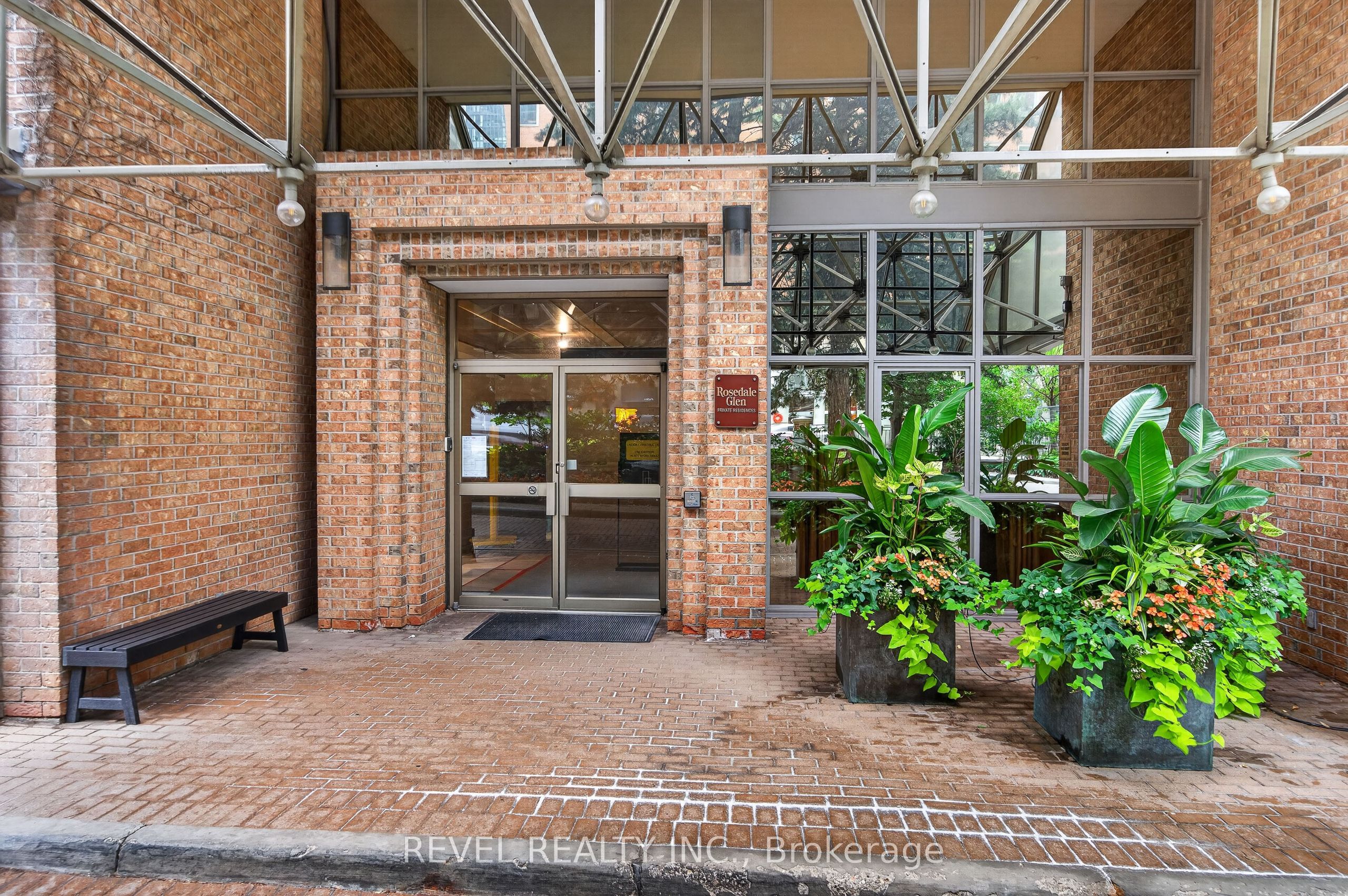 278 Bloor Street E 2301, Toronto, ON M4W 3M4 photo 3