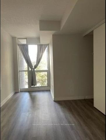 418 Lake Shore Boulevard W 2bd Bed, Toronto, ON M5V 2V9 photo 4